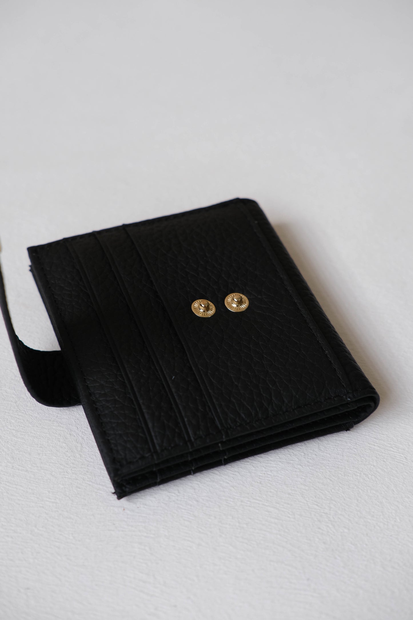 First Layer Genuine Leather Ultra-Thin Small Wallet In Classic Black