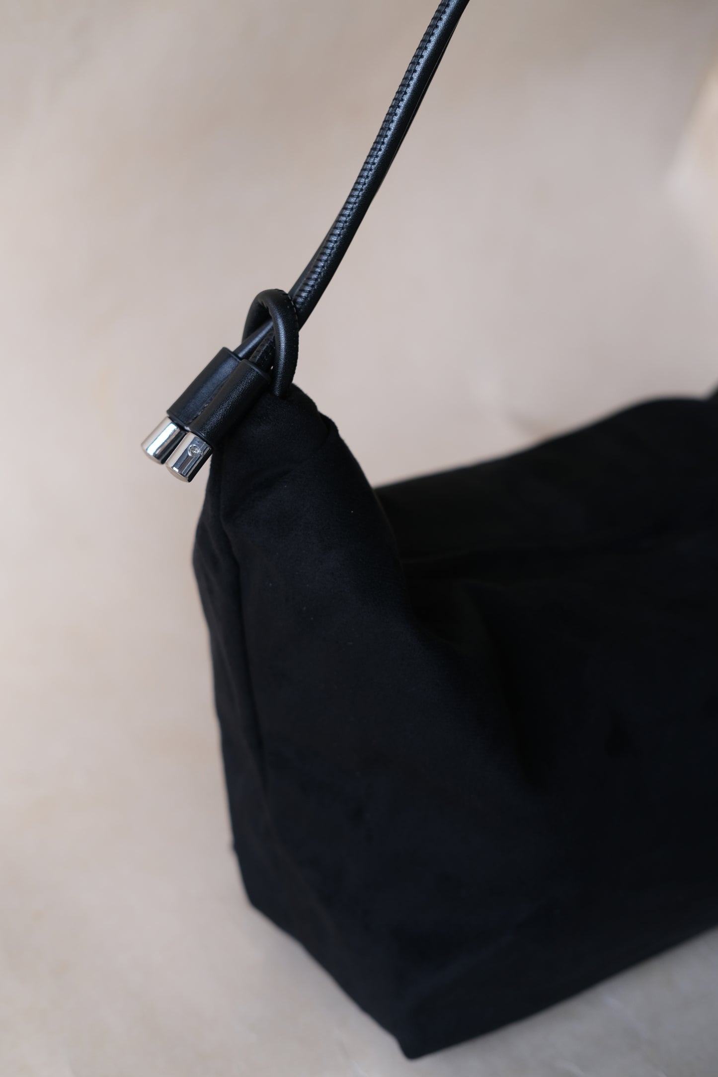 Madeleine Everyday Hobo - Classic Black