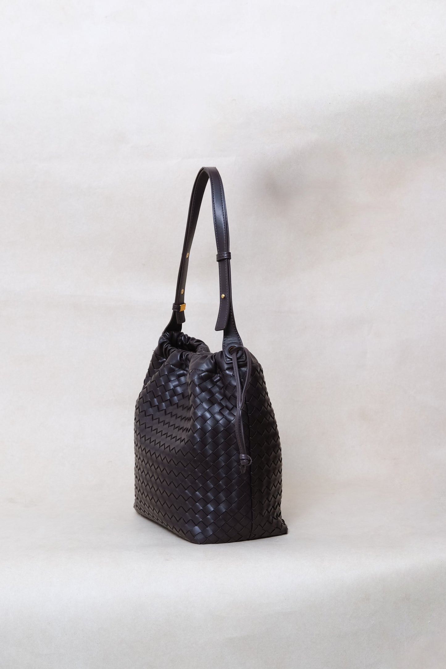 Artisan Classic Slouch Bag - Black Currant