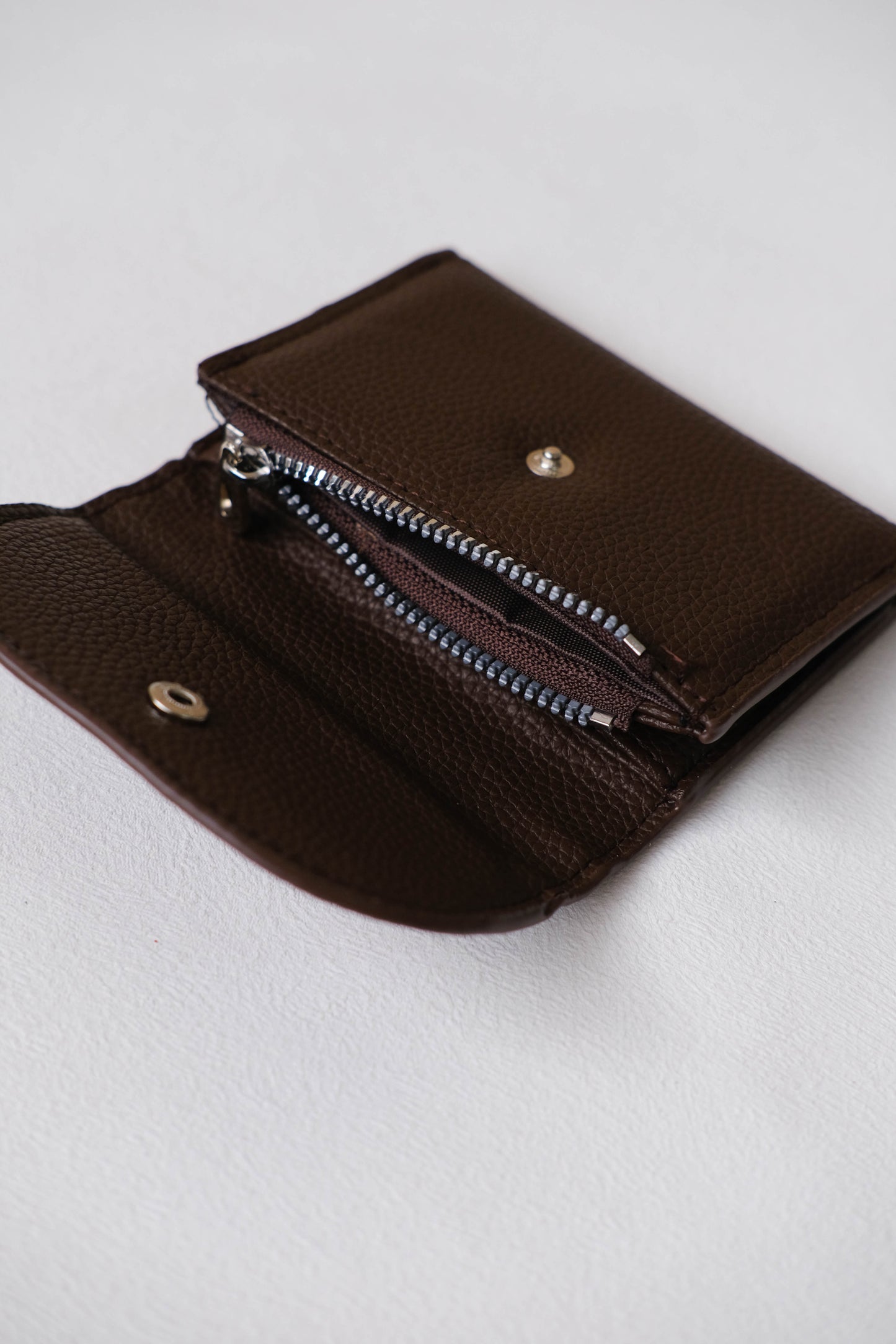 French Ultra-Thin Coin Purse In Dark Coffee