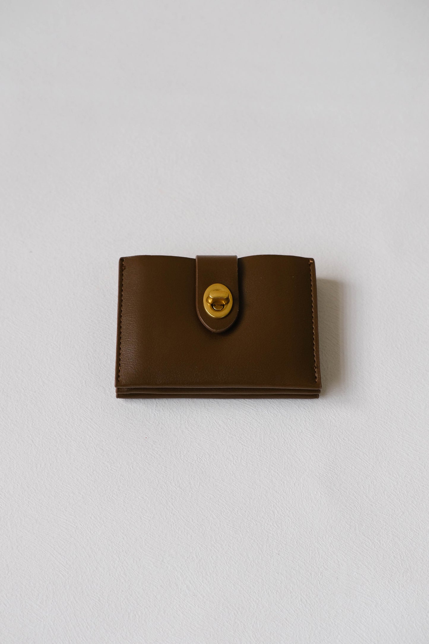 The Multi-Card Wallet In Brown