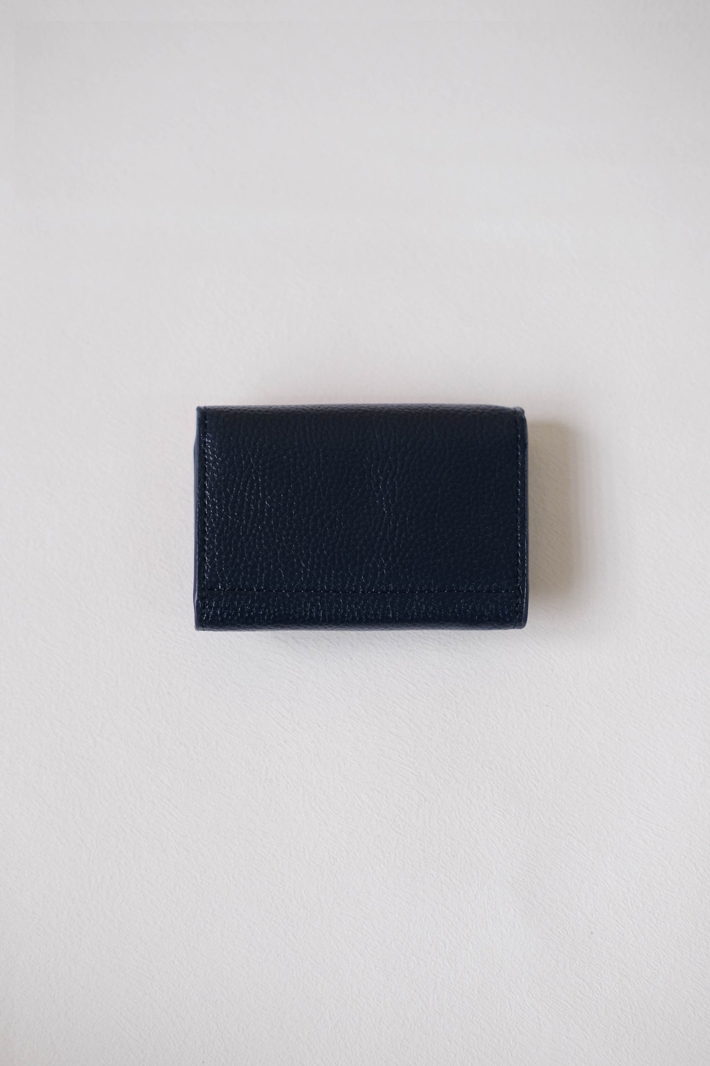 Oil Wax Lychee Textured Wallet In Dark Blue