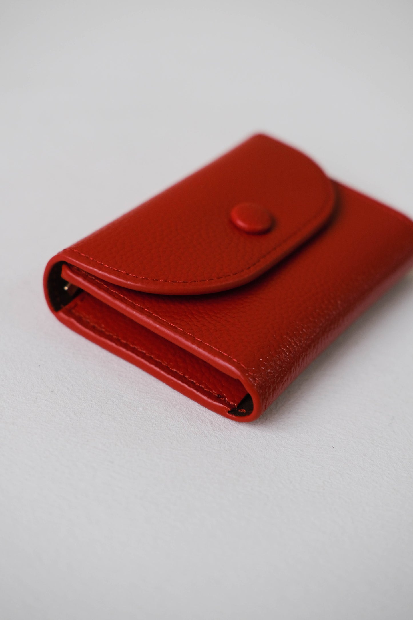 Oil Wax Lychee Textured Wallet In Red