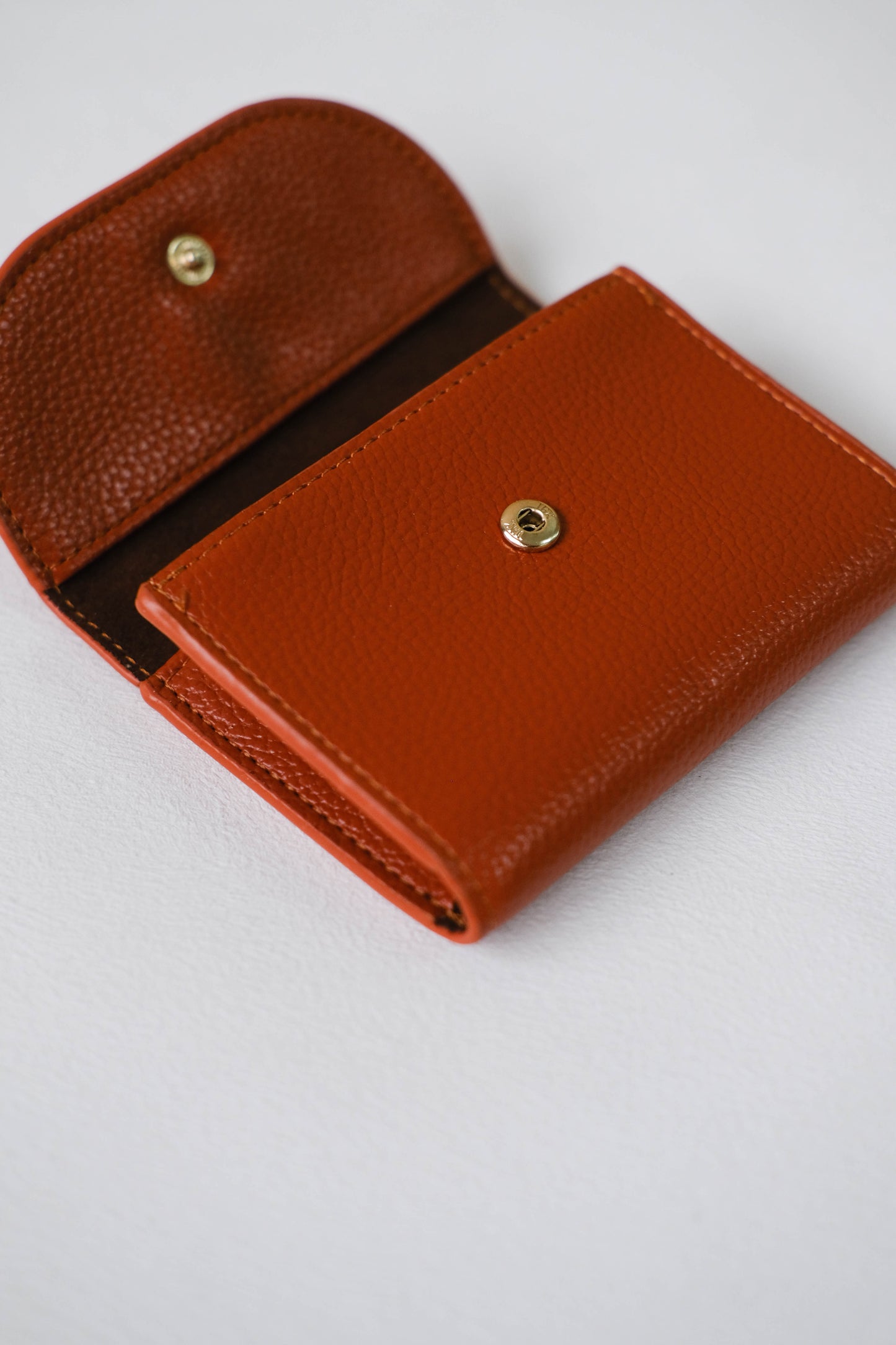 Oil Wax Lychee Textured Wallet In Orange