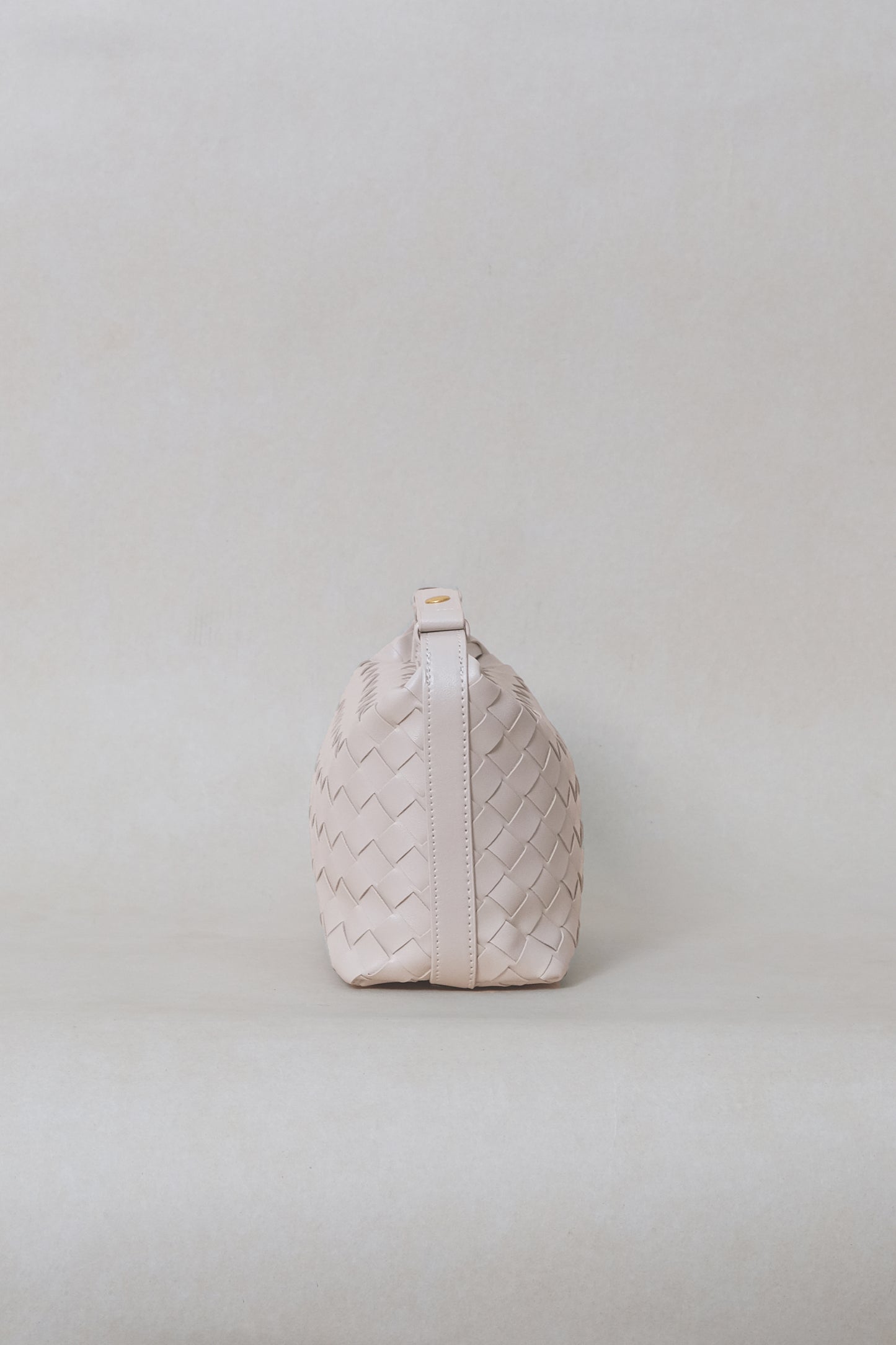 The Artisan Bag - White Sand