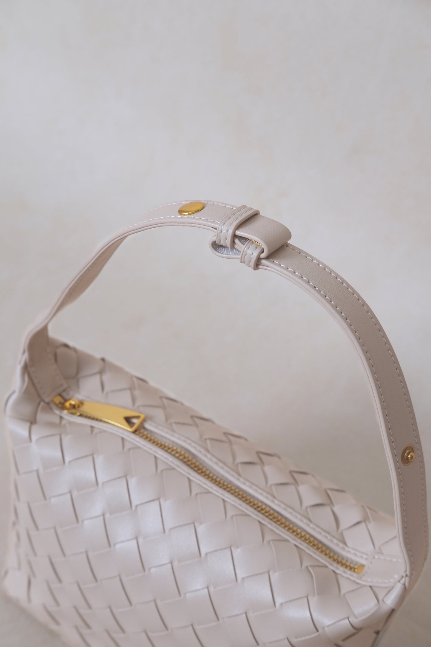 The Artisan Bag - White Sand