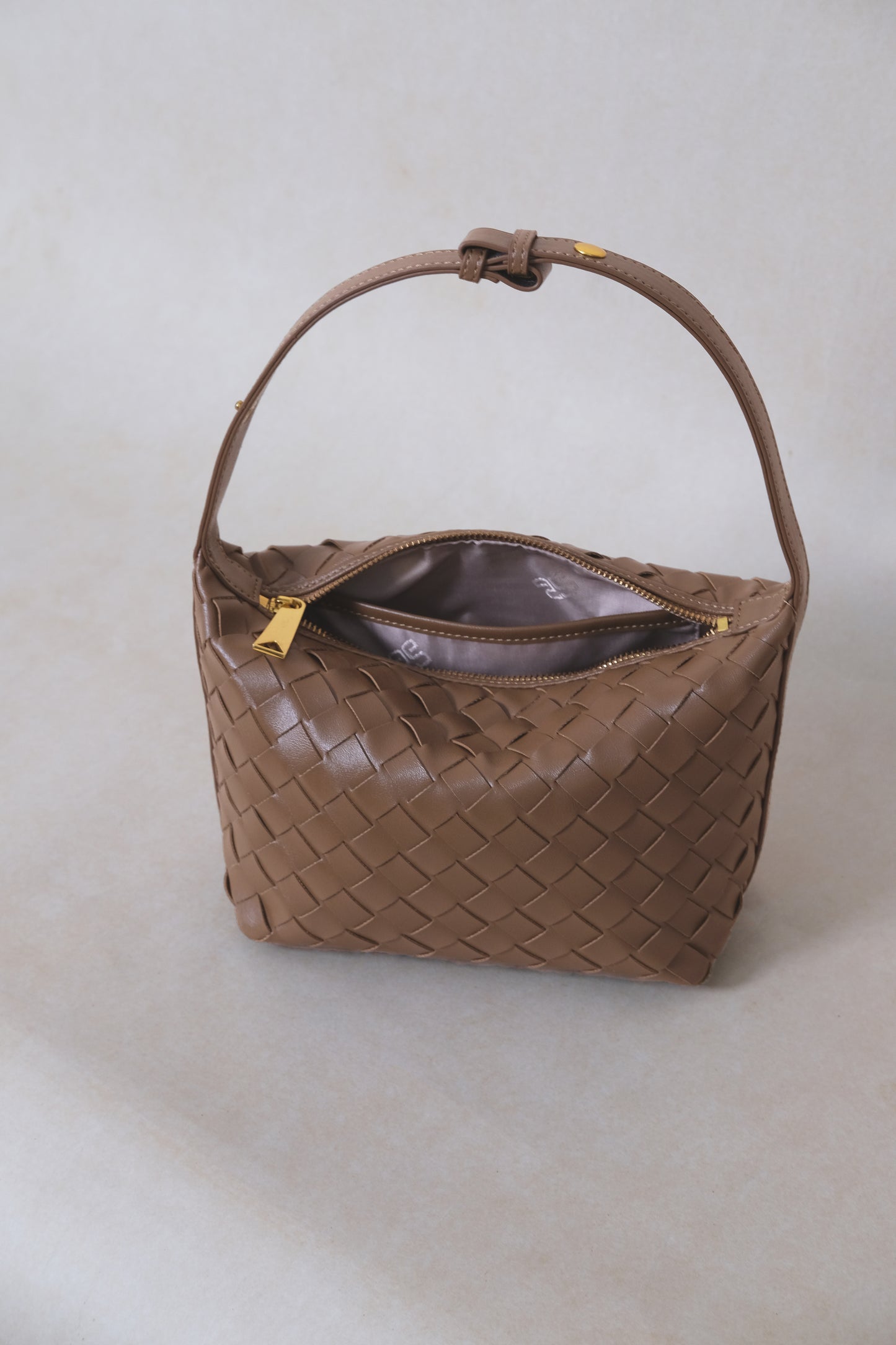 The Artisan Bag - Walnut Brown