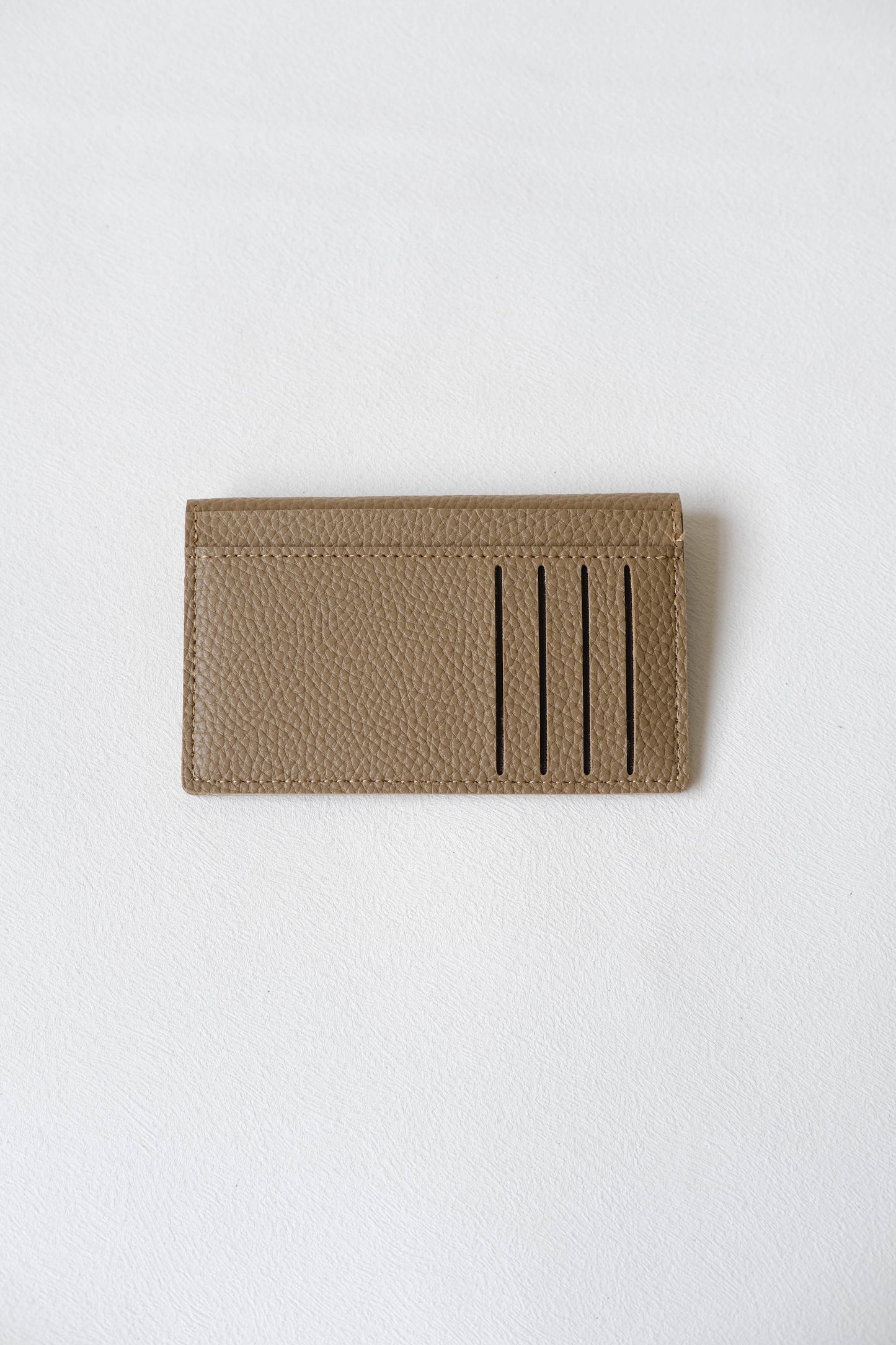 Airy Card Holder In Elephant Grey