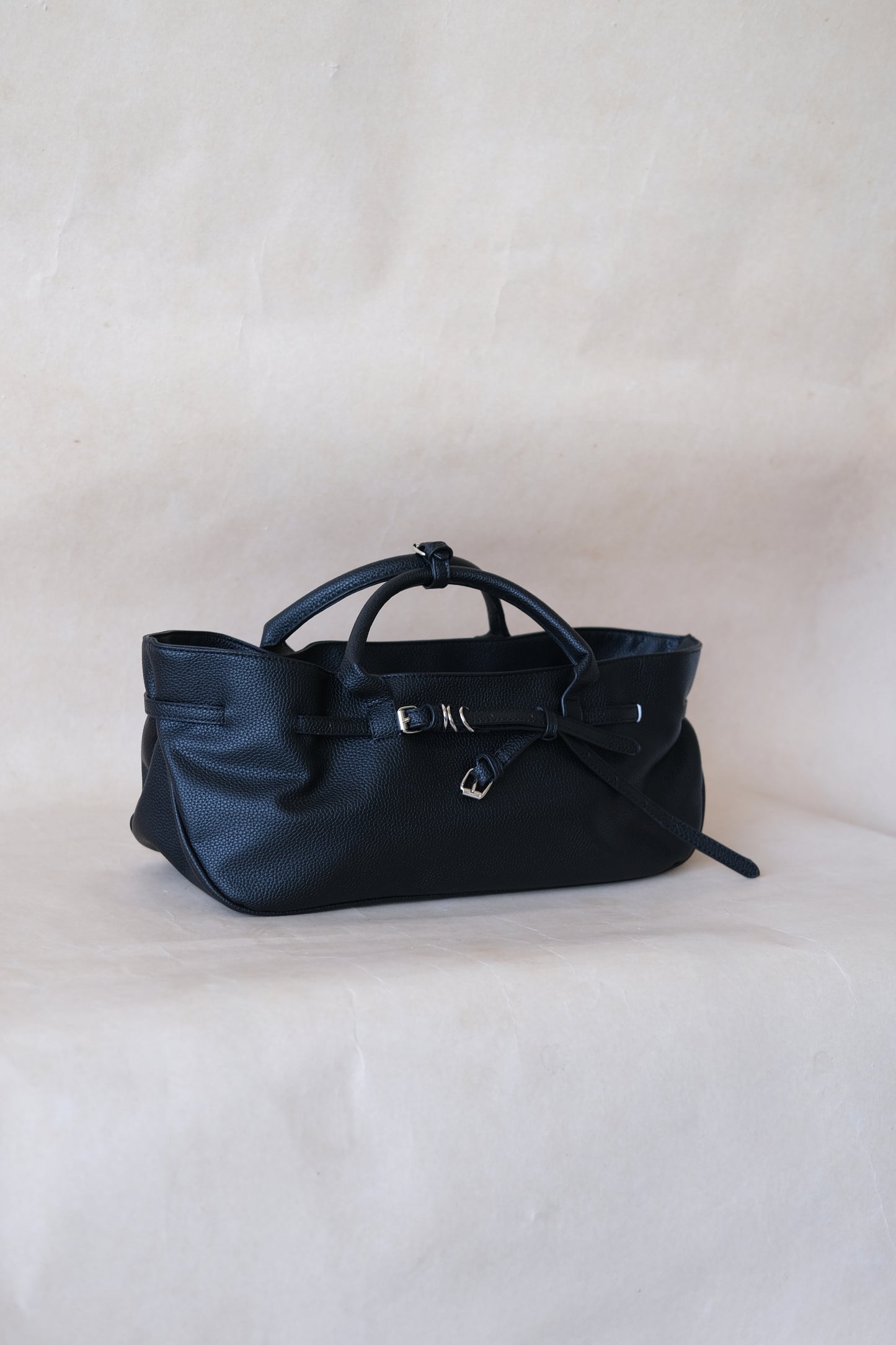 Luna Belted Baguette - Classic Black