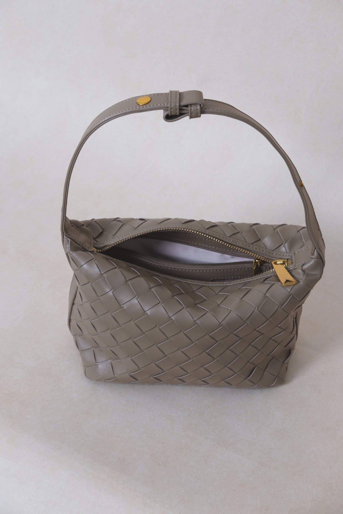The Artisan Bag - Shinny Earthy Green