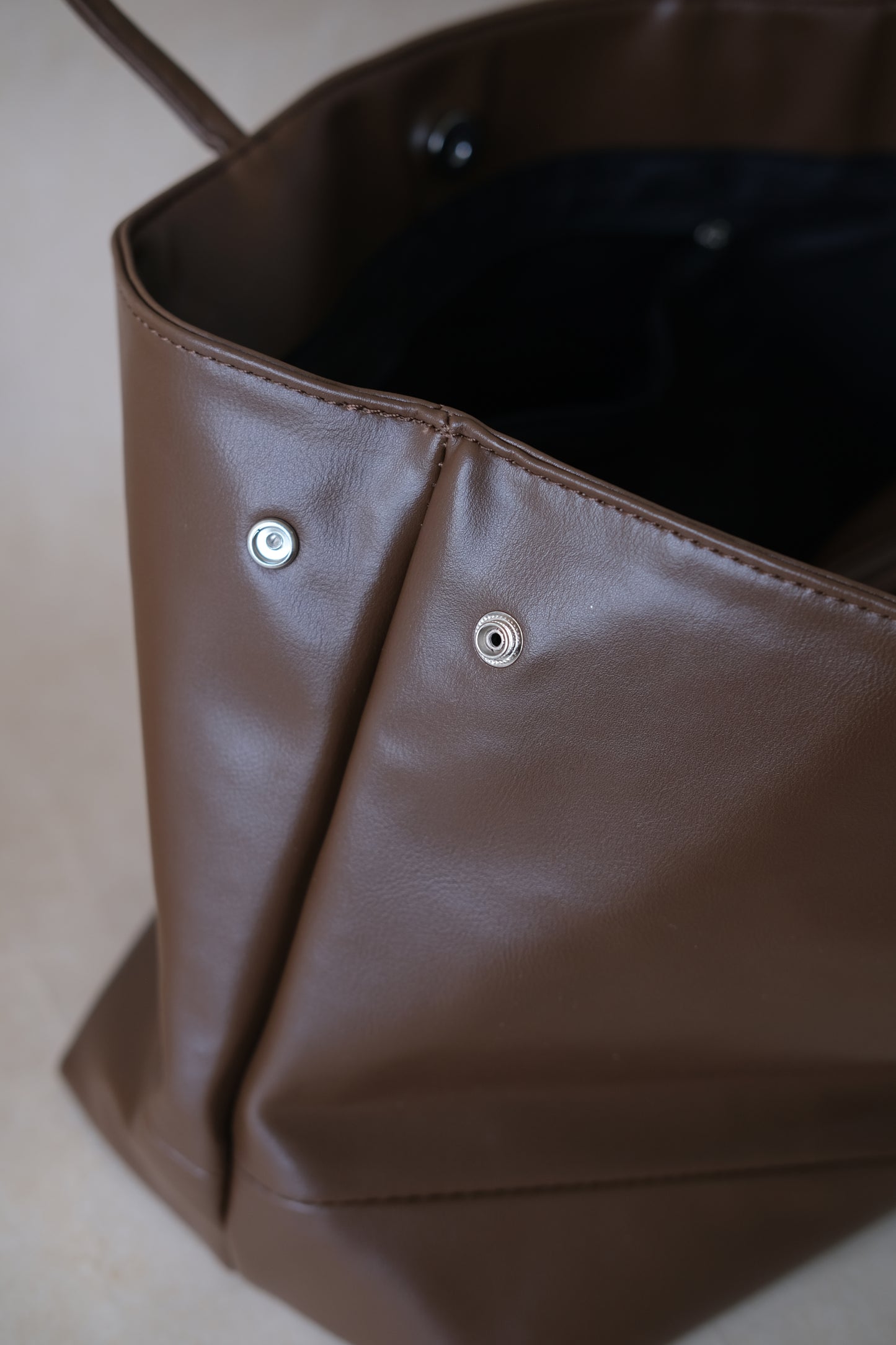 Maison Classic Tote - Coffee