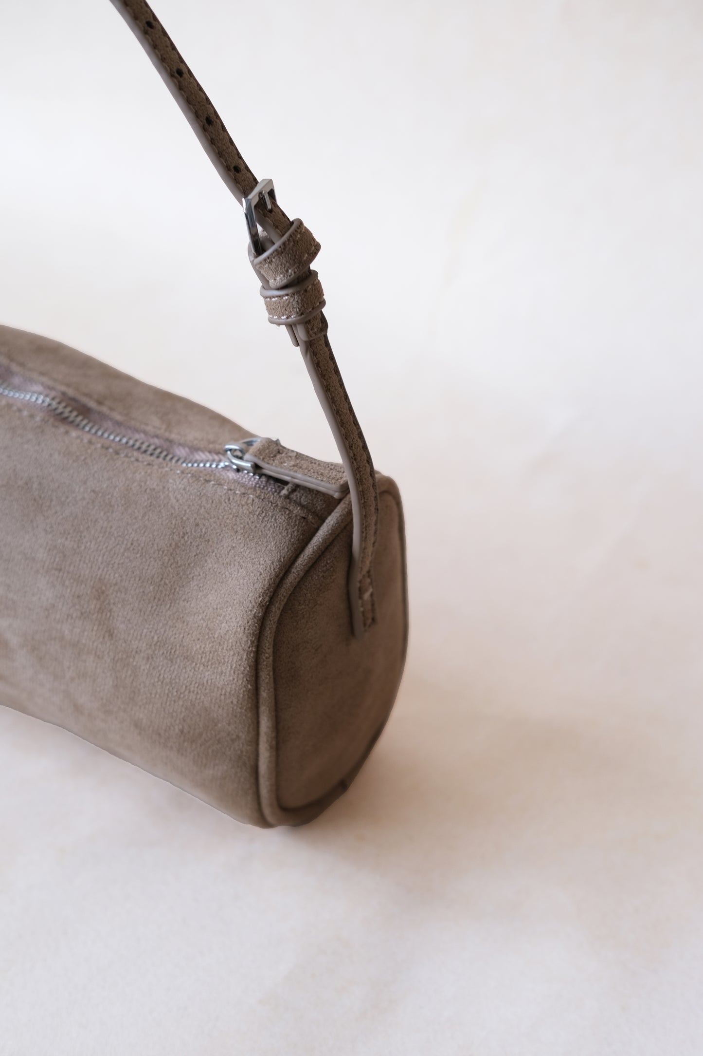 Matte Lumi Mini - Almond