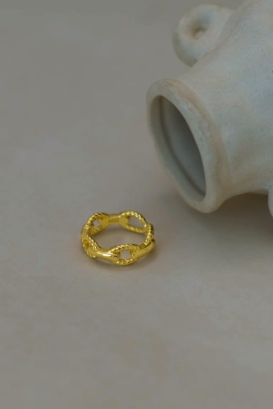 French style chain ring in Gold Vermeil