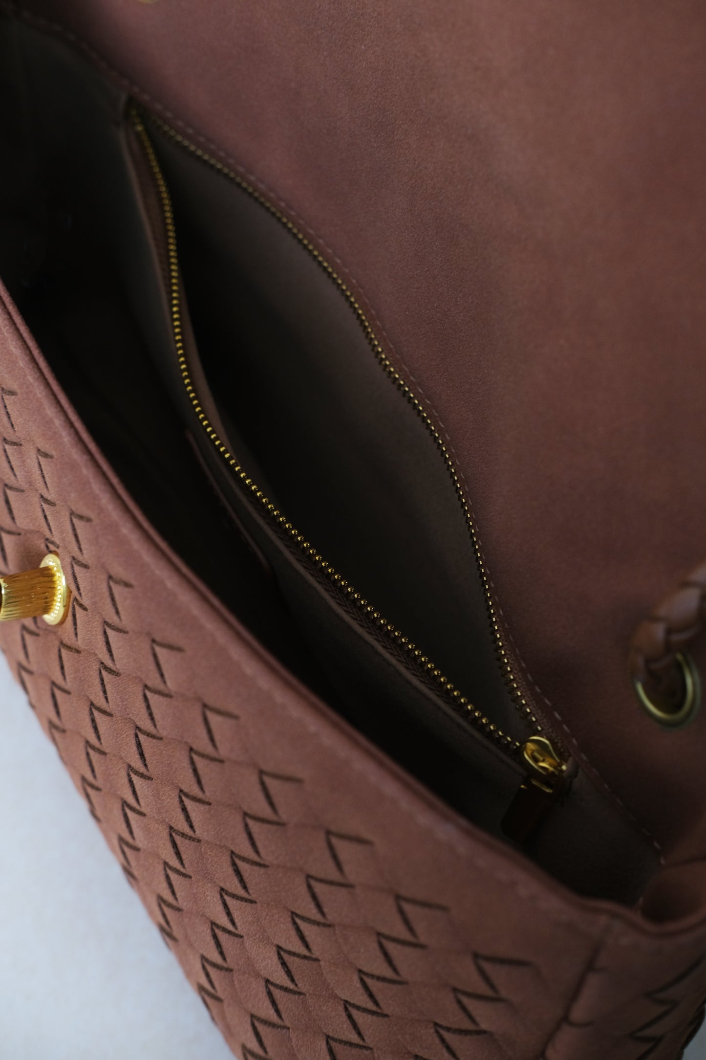 Artisan Linear Flap - Chestnut