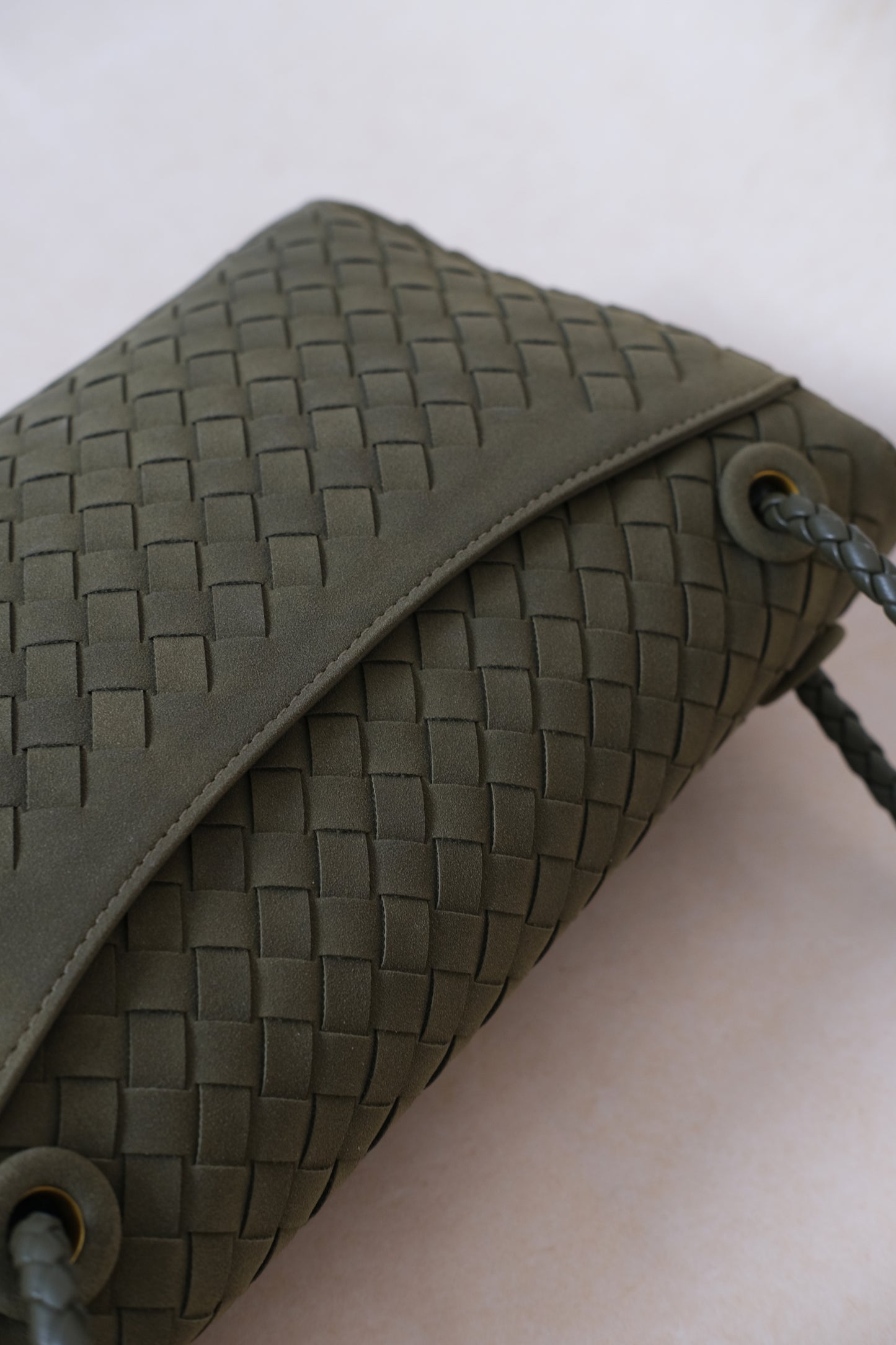 Artisan Linear Flap - Olive Green