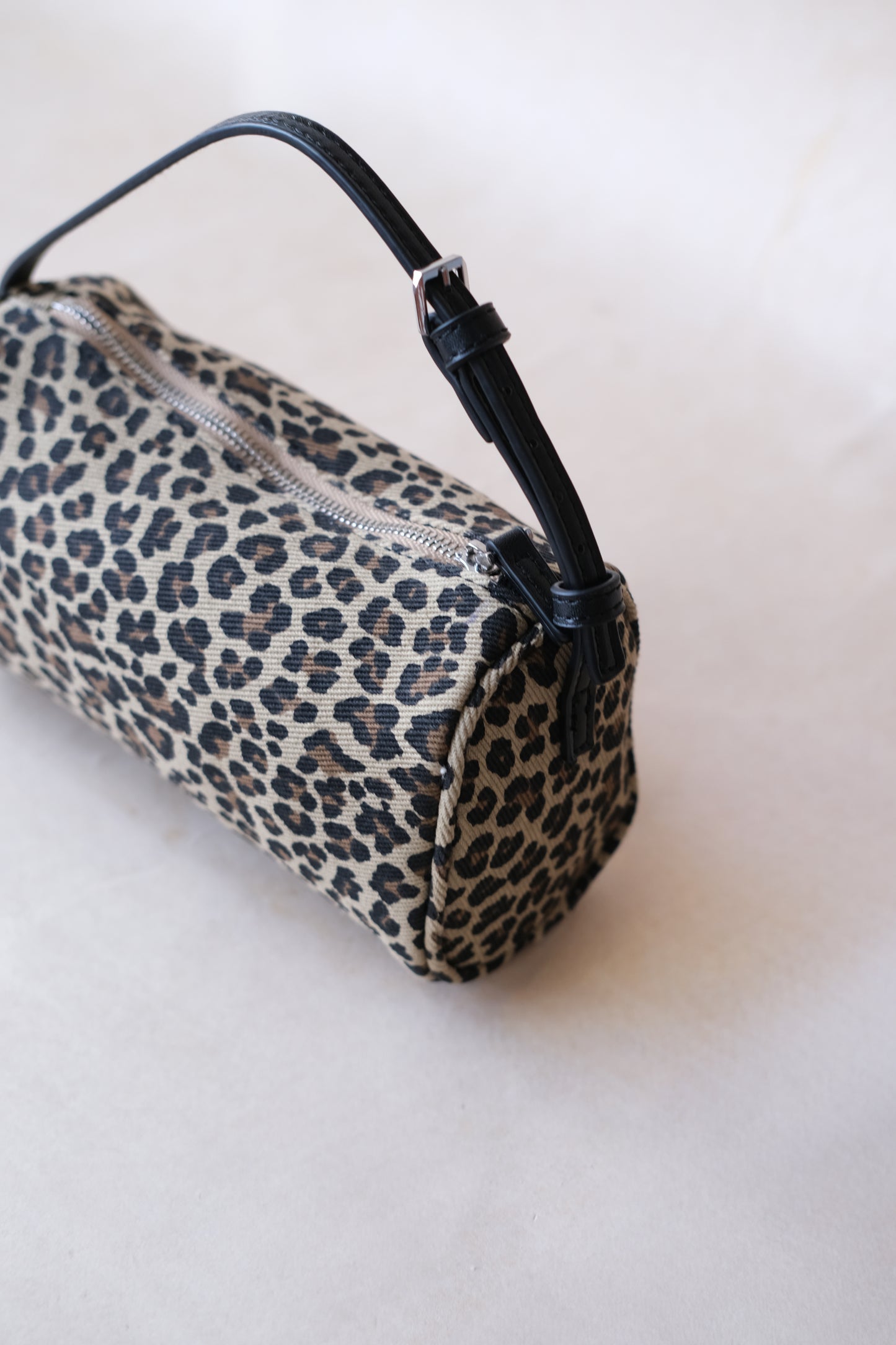 Matte Lumi Mini - Beige Leopard Print