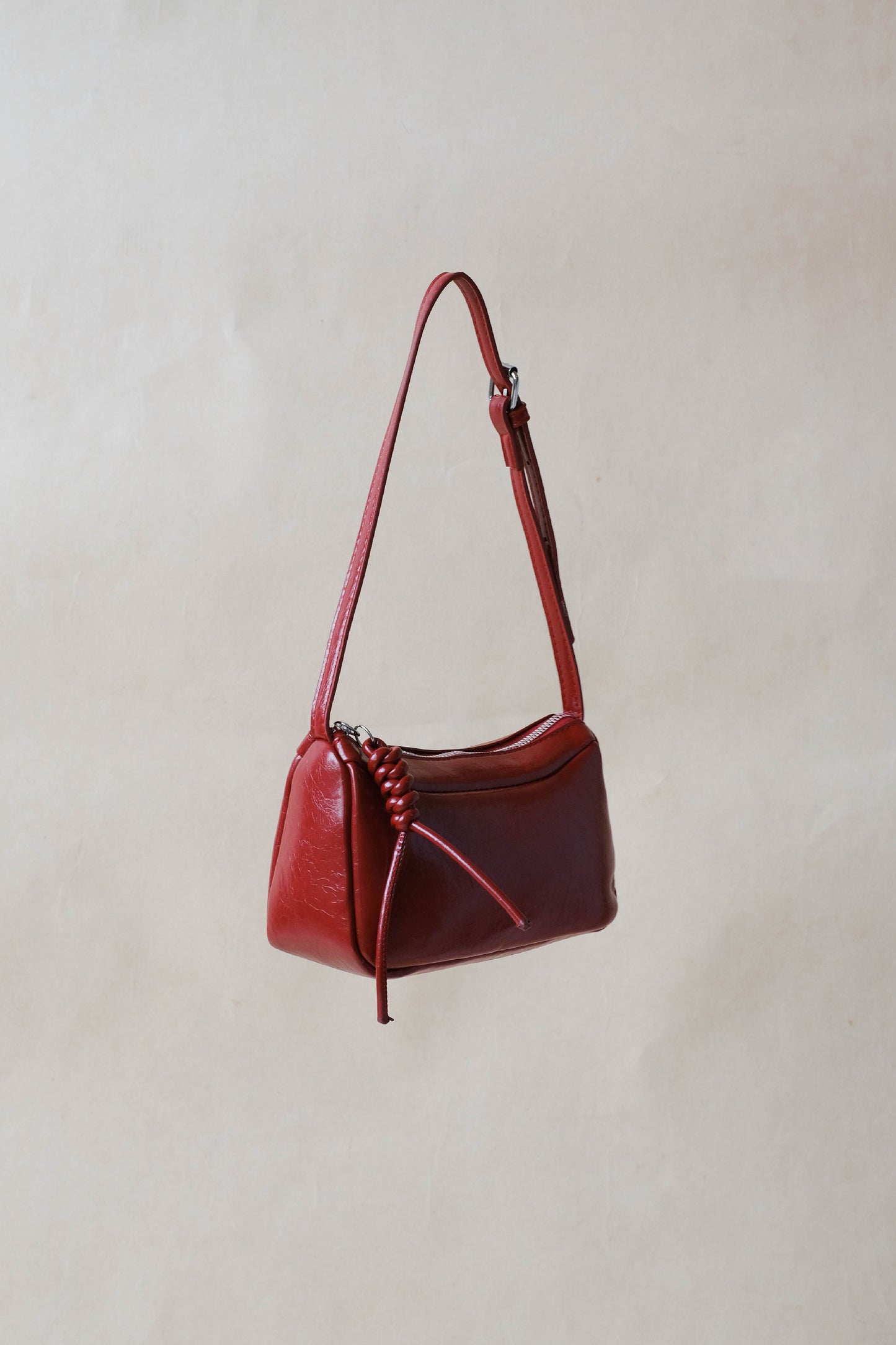 One Shoulder Underarm + Crossbody Pillow Bag In Red