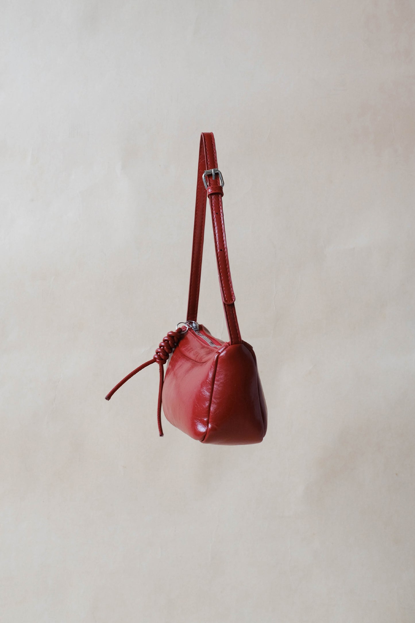 One Shoulder Underarm + Crossbody Pillow Bag In Red