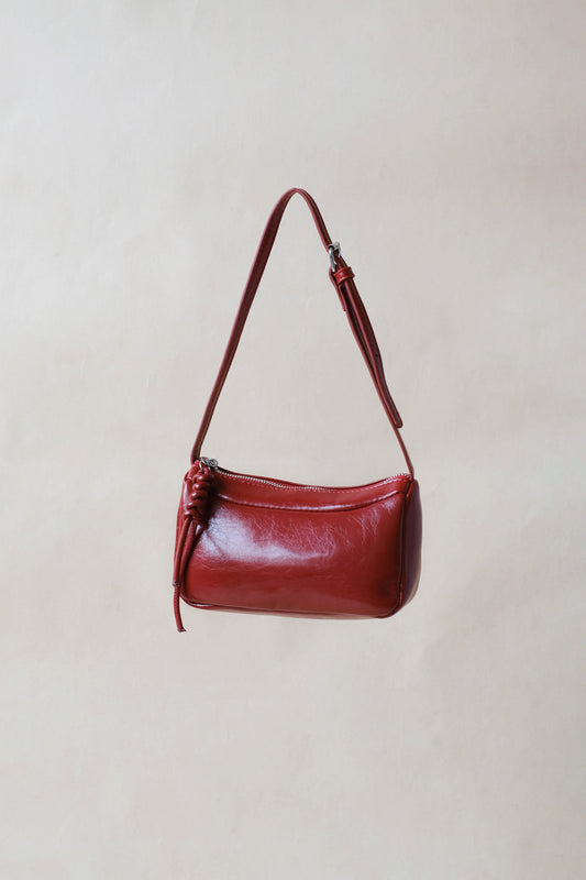 One Shoulder Underarm + Crossbody Pillow Bag In Red