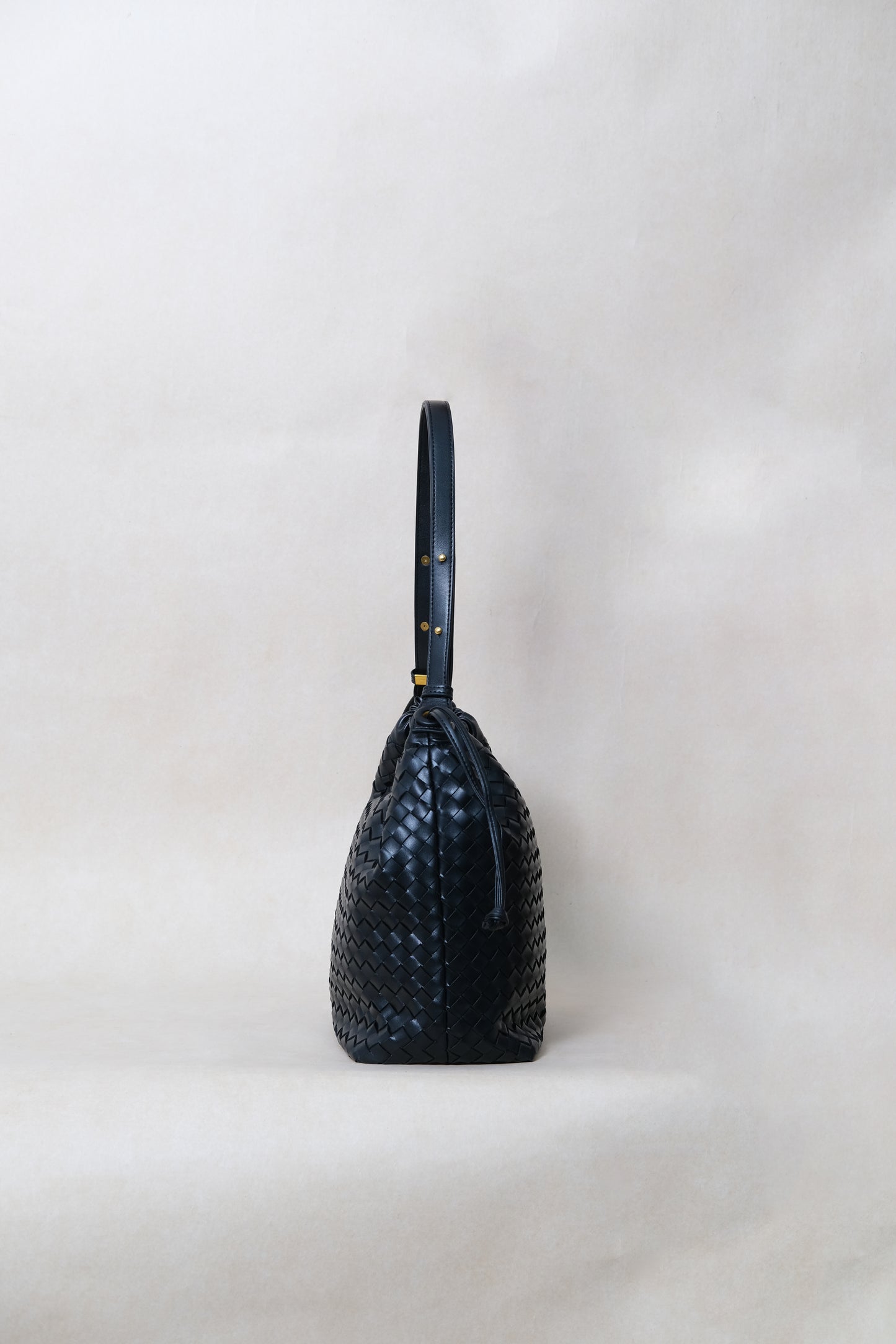 Artisan Classic Slouch Bag -  Classic Black