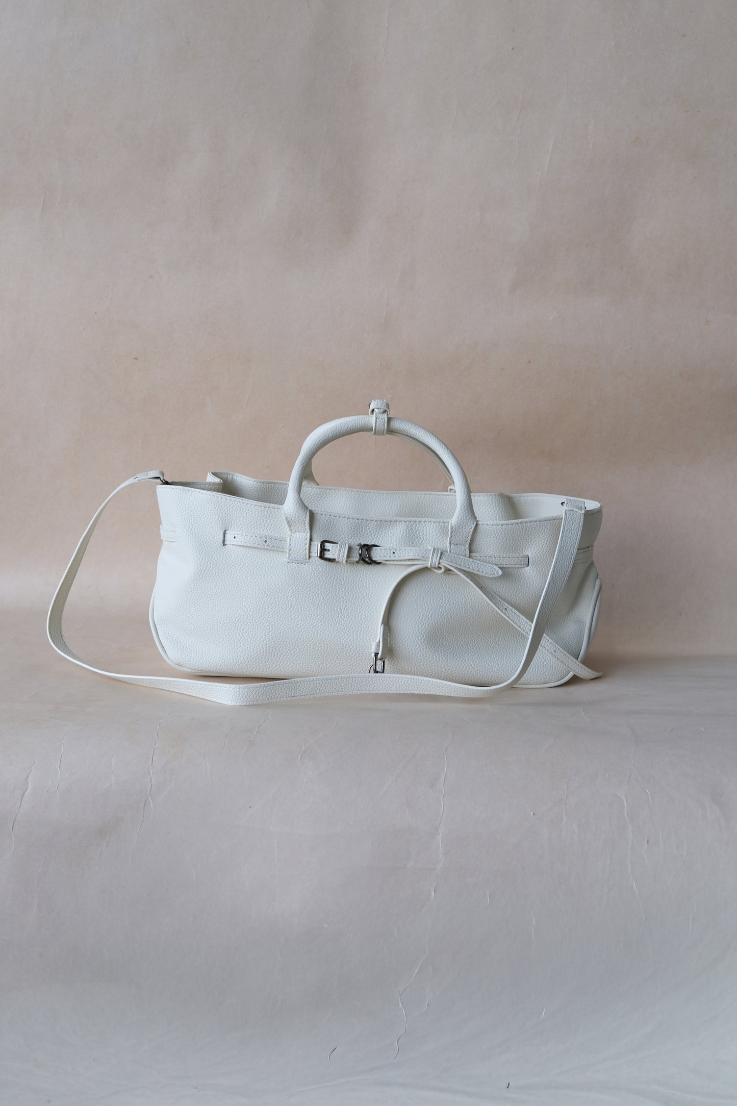 Luna Belted Baguette - White