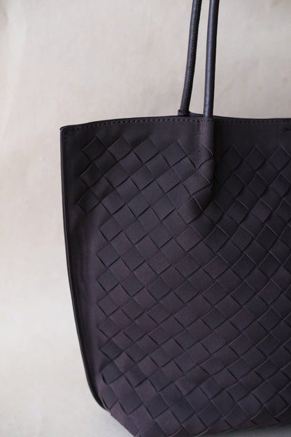 The Artisan Grande Tote - Dark Chocolate