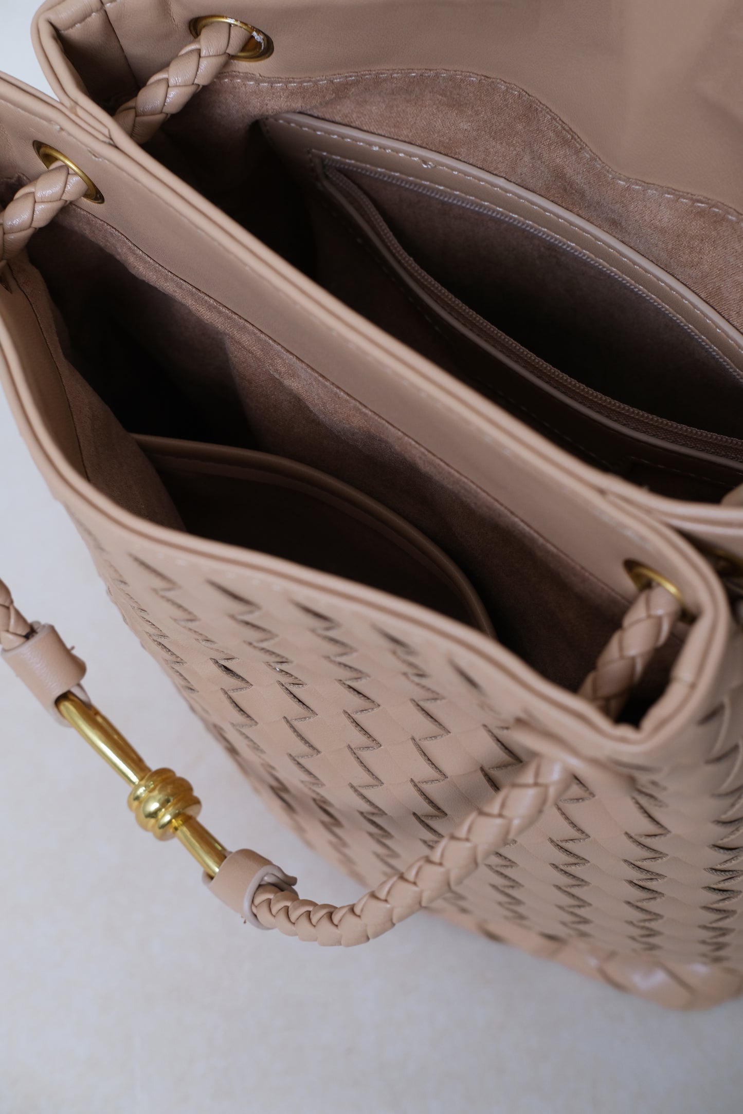 Artisan Urban Carry Bag - Almond