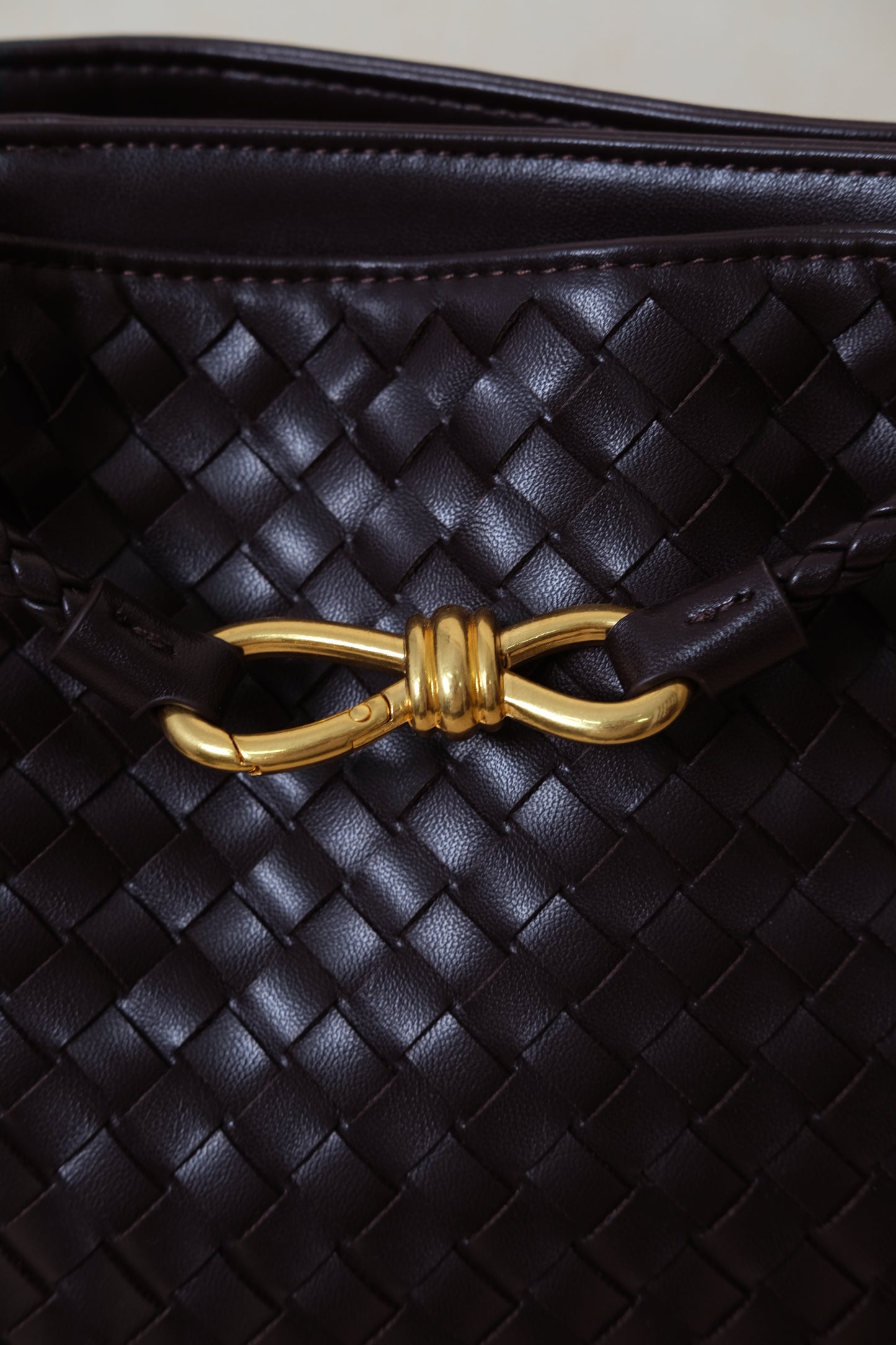 Artisan Urban Carry Bag -  Black Currant