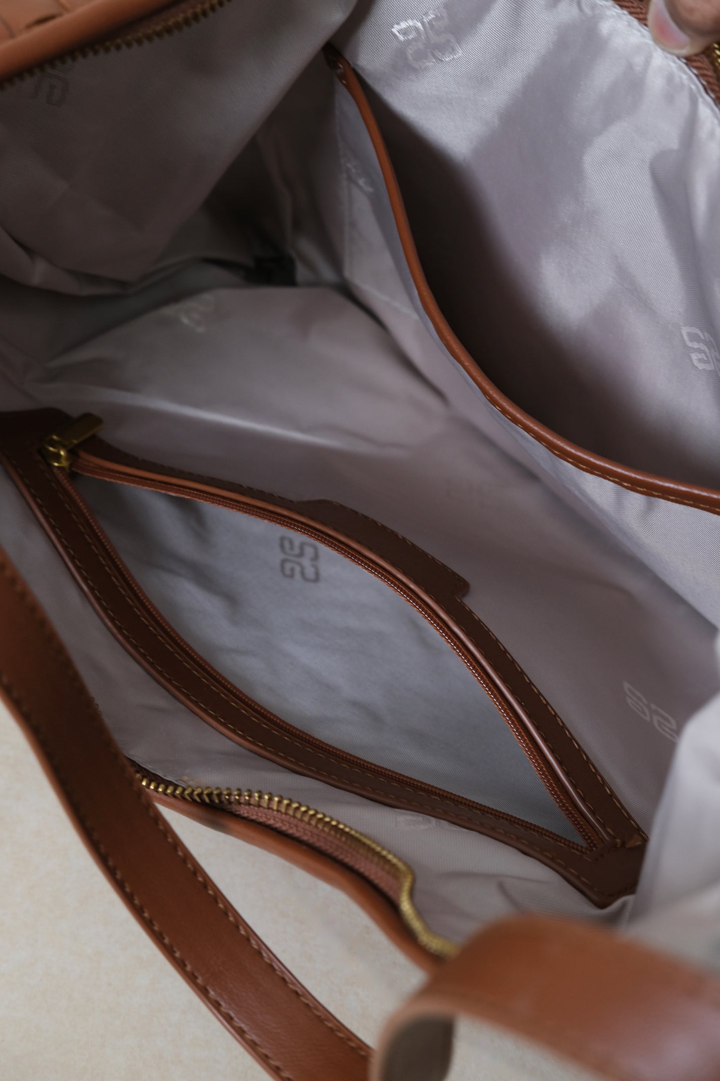 Artisan Classic Moon Bag - Shinny Chestnut