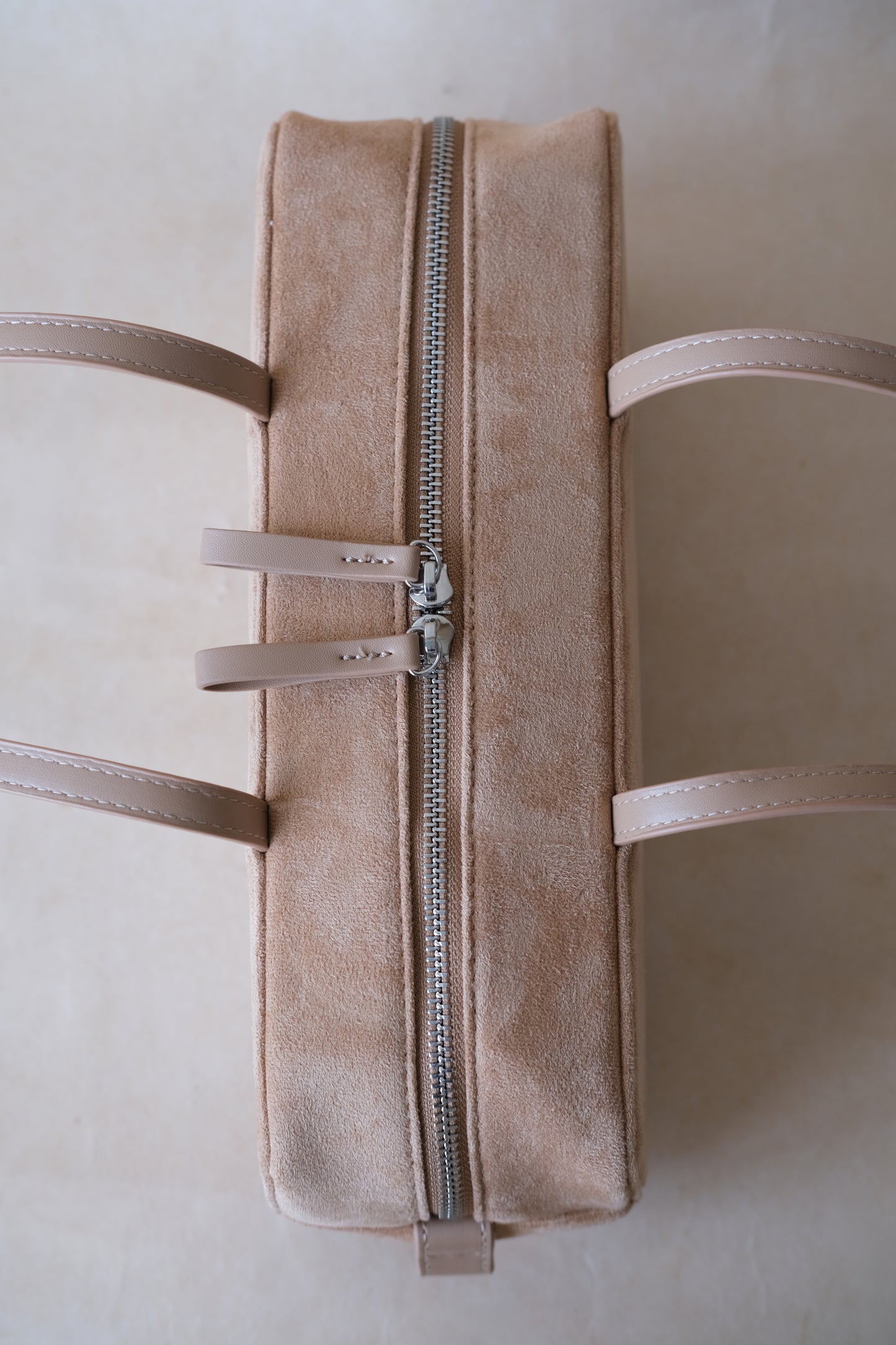 Éclat Everyday Shoulder Bag - Almond