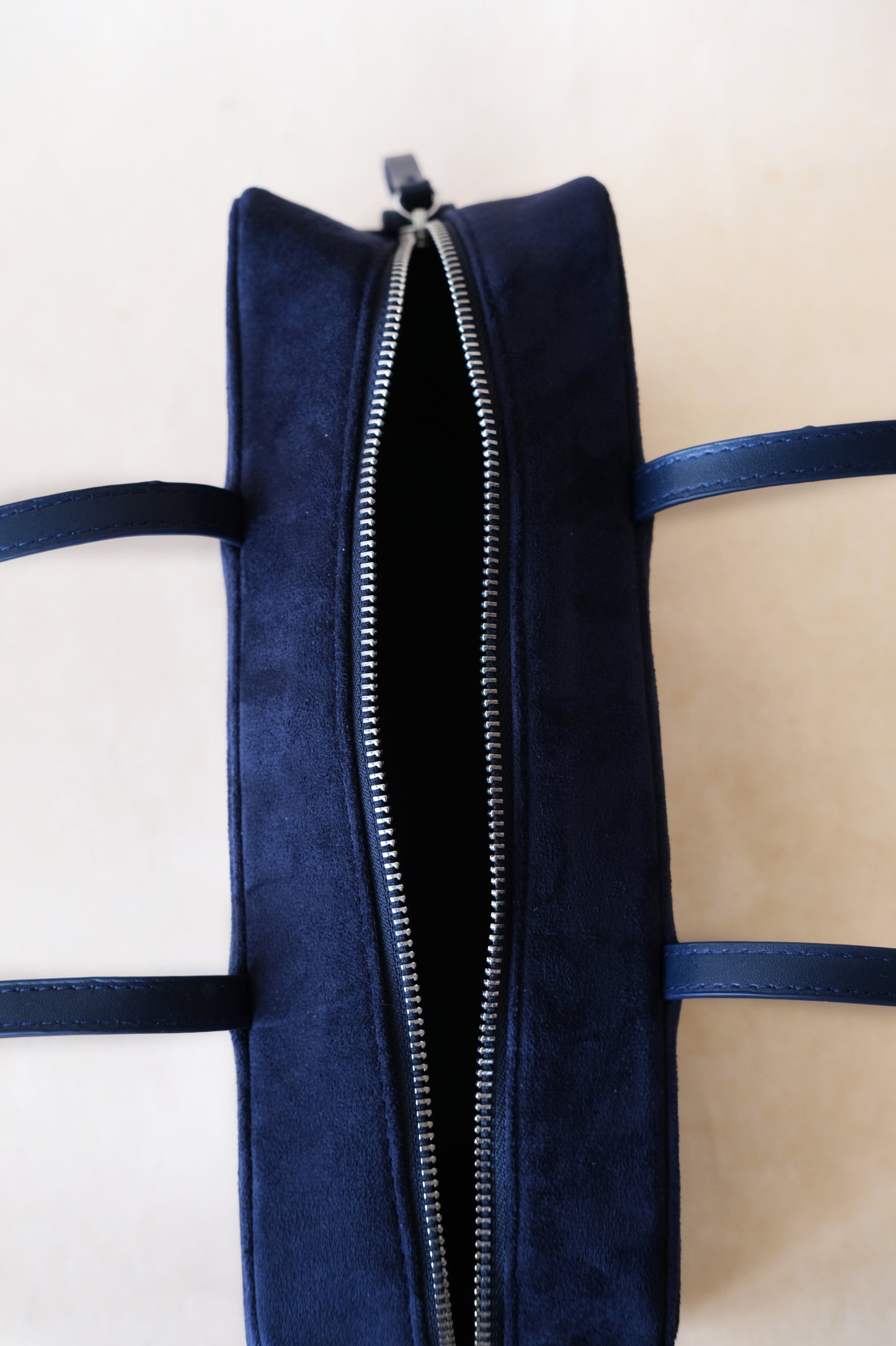 Éclat Everyday Shoulder Bag - Dark Blue