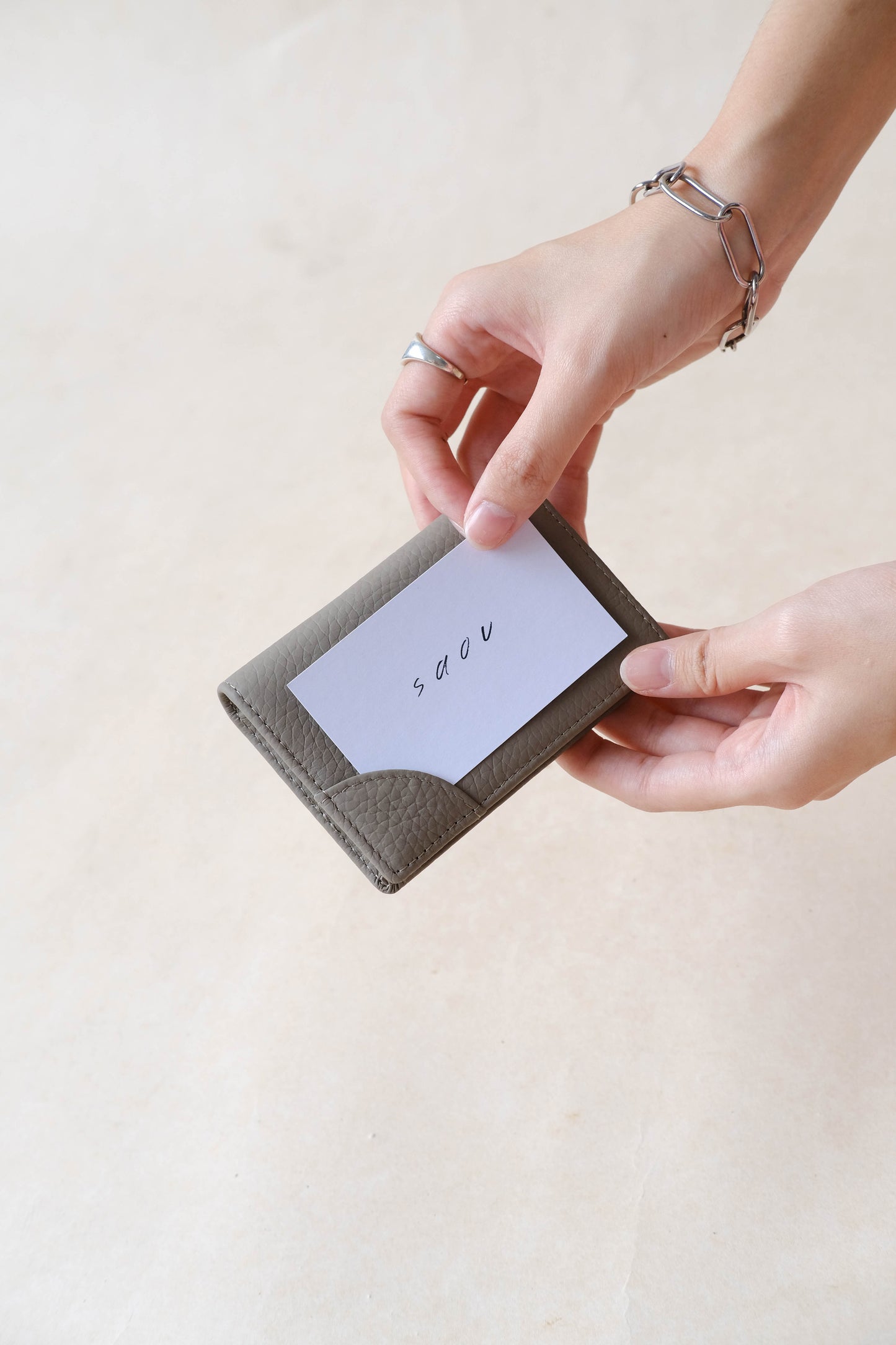 Genuine Leather Multifunctional Card Holder In Elephant Grey