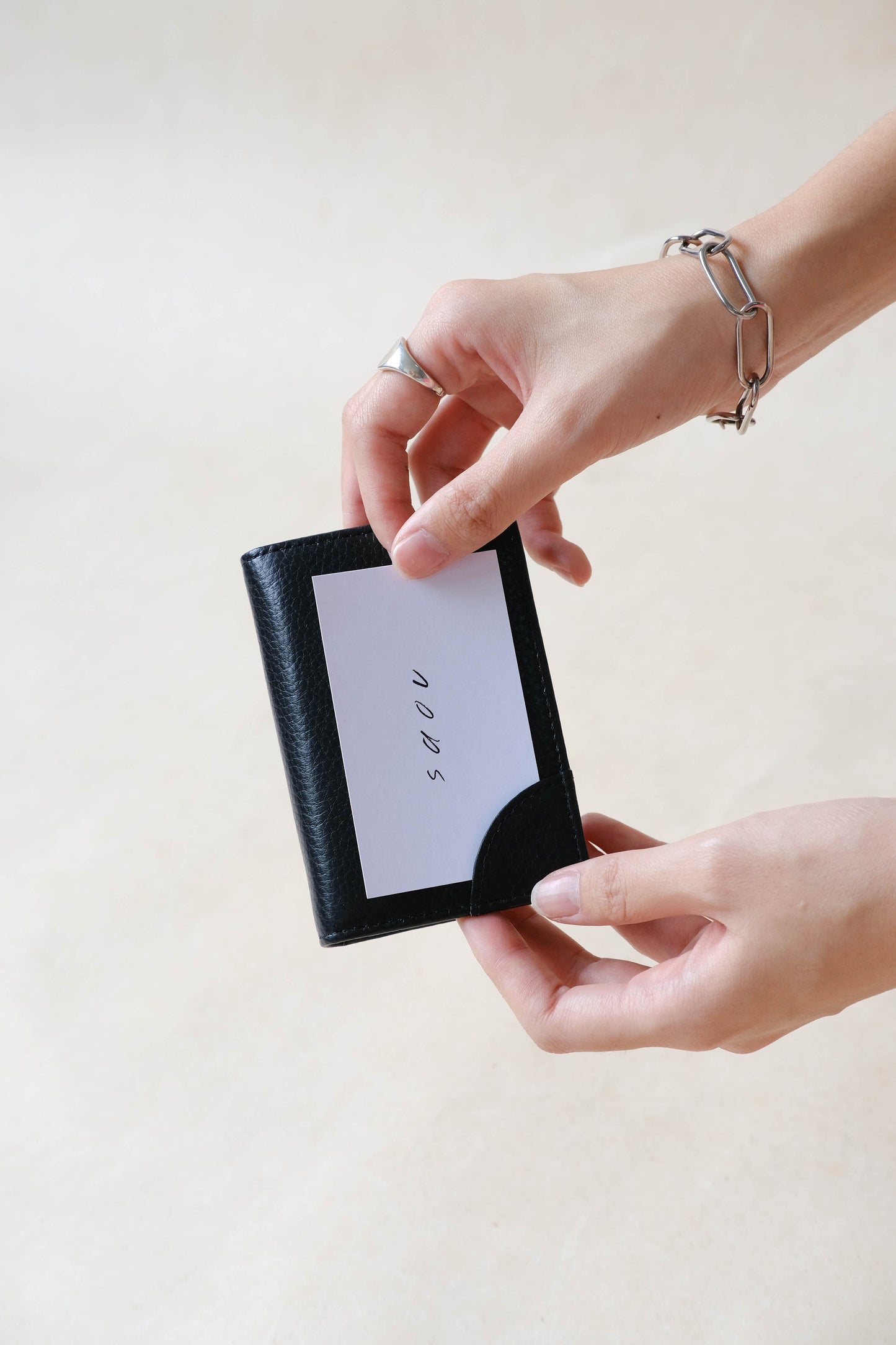 Genuine Leather Multifunctional Card Holder In Classic Black