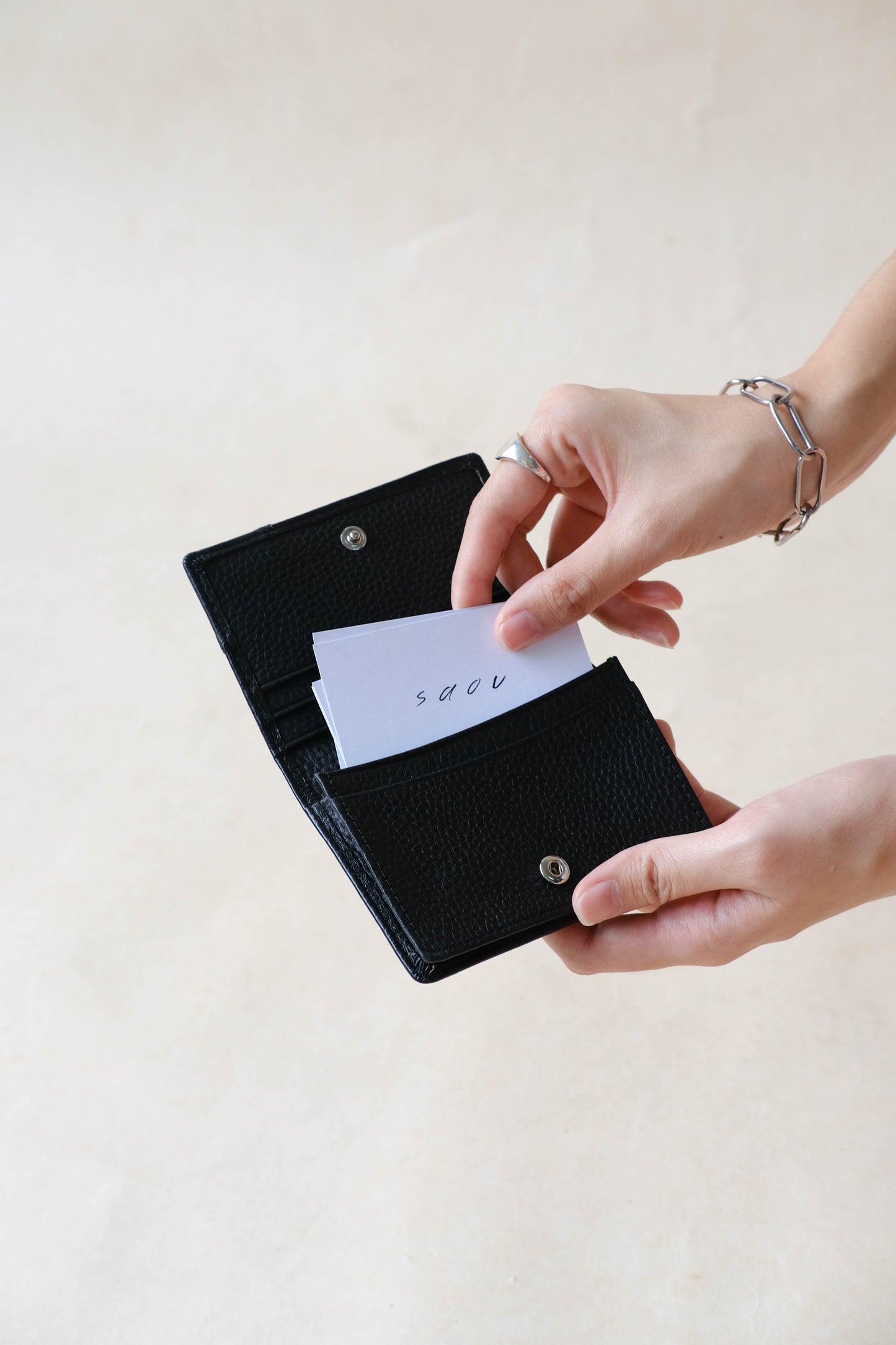 Genuine Leather Multifunctional Card Holder In Classic Black