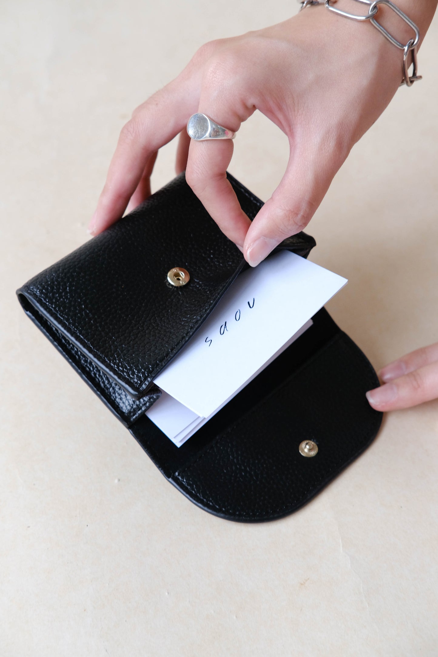 Oil Wax Lychee Textured Wallet In Classic Black