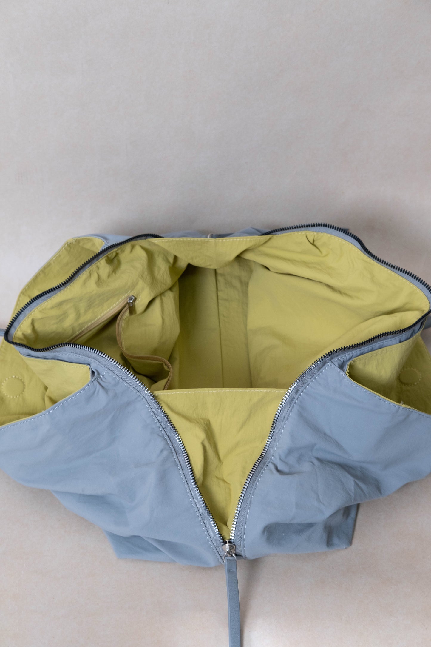 Classic Flow Vegan Leather Tote - Grey Yellow