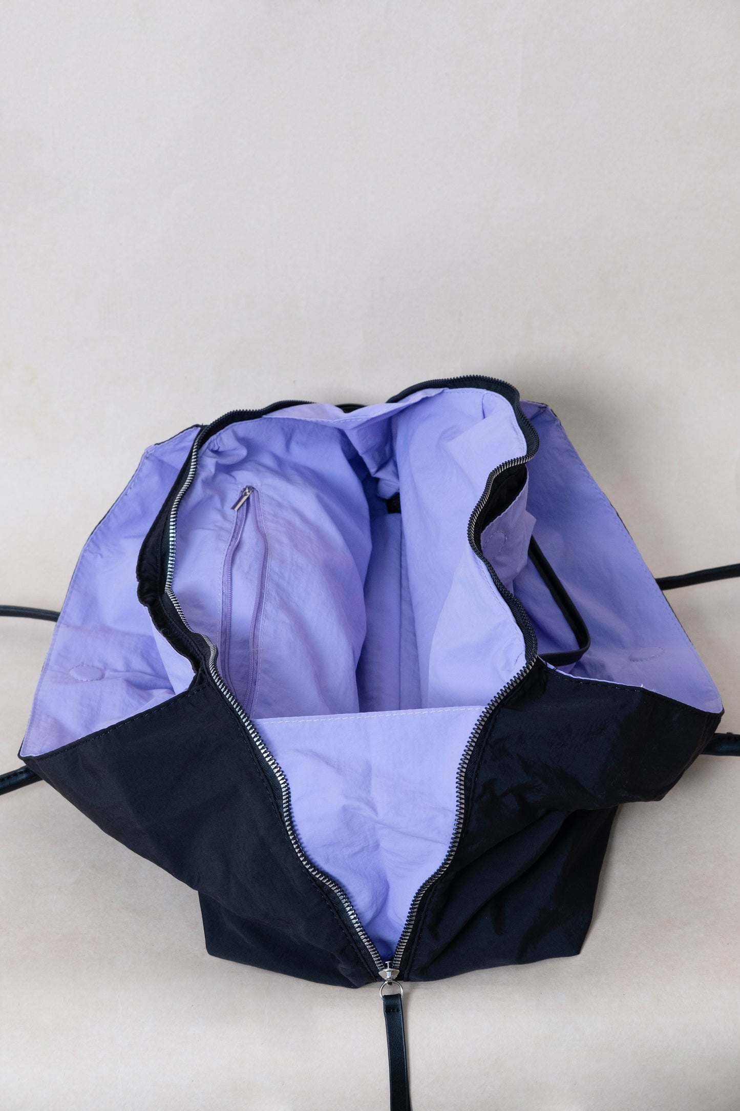 Classic Flow Vegan Leather Tote - Black Purple