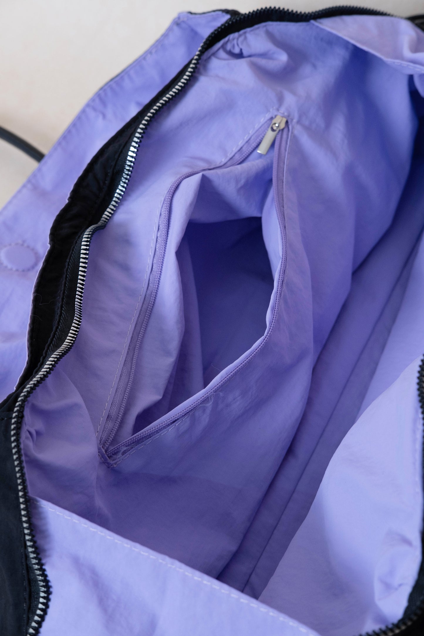 Classic Flow Vegan Leather Tote - Black Purple