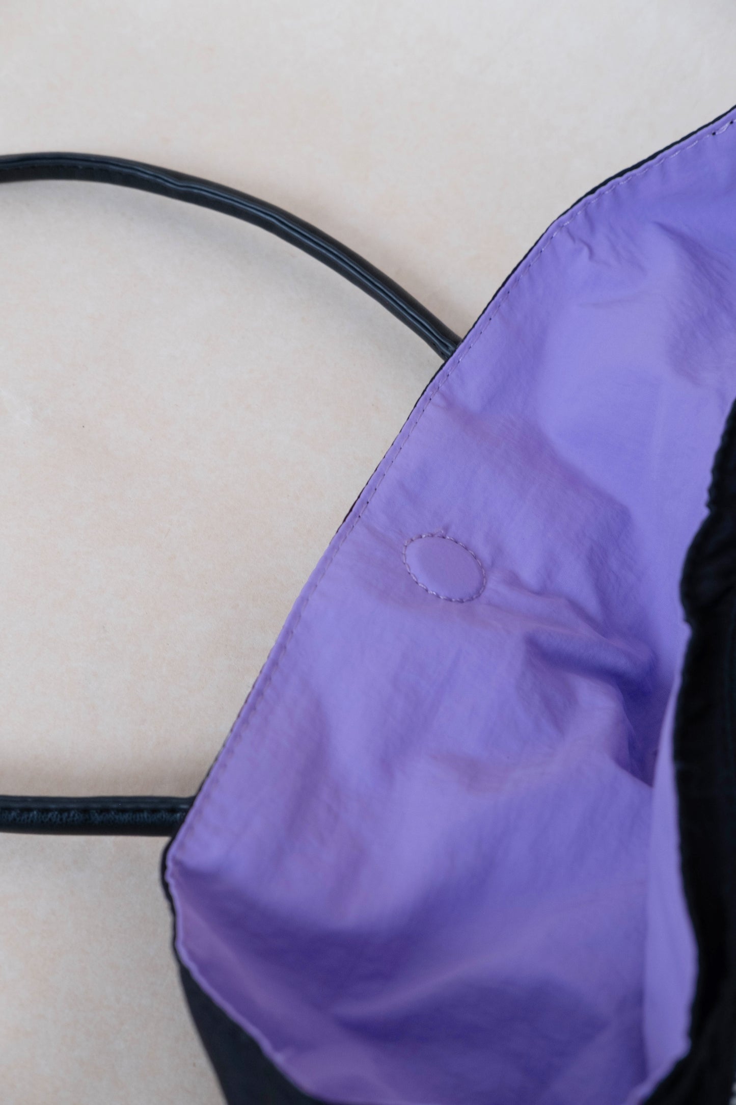 Classic Flow Vegan Leather Tote - Black Purple （With Charm）