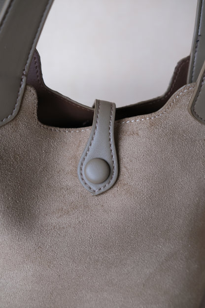 Époque Bucket Bag - Almond