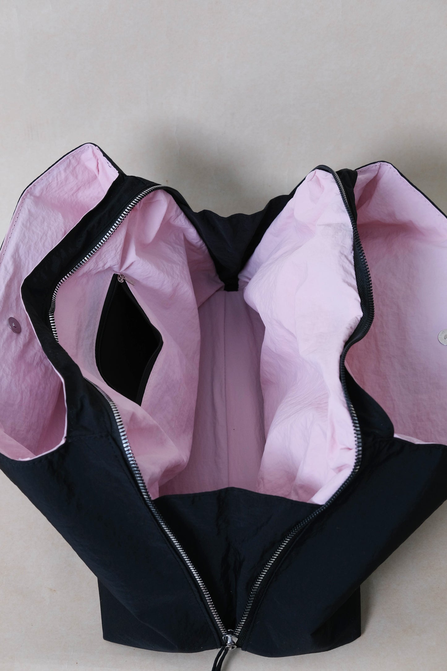 Classic Flow Nylon Tote - Black Pink (With Charm)