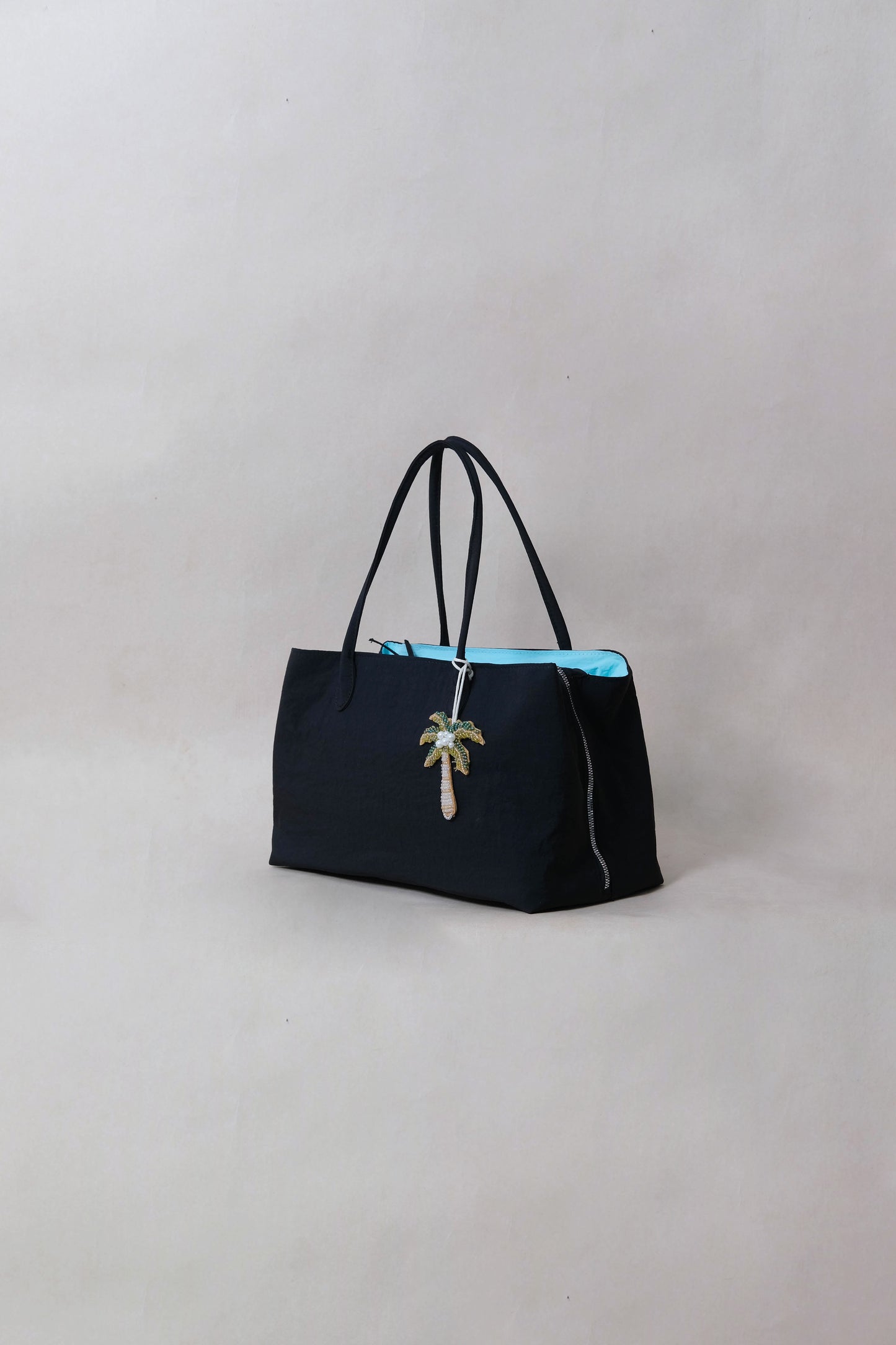 Classic Flow Nylon Tote - Black Blue