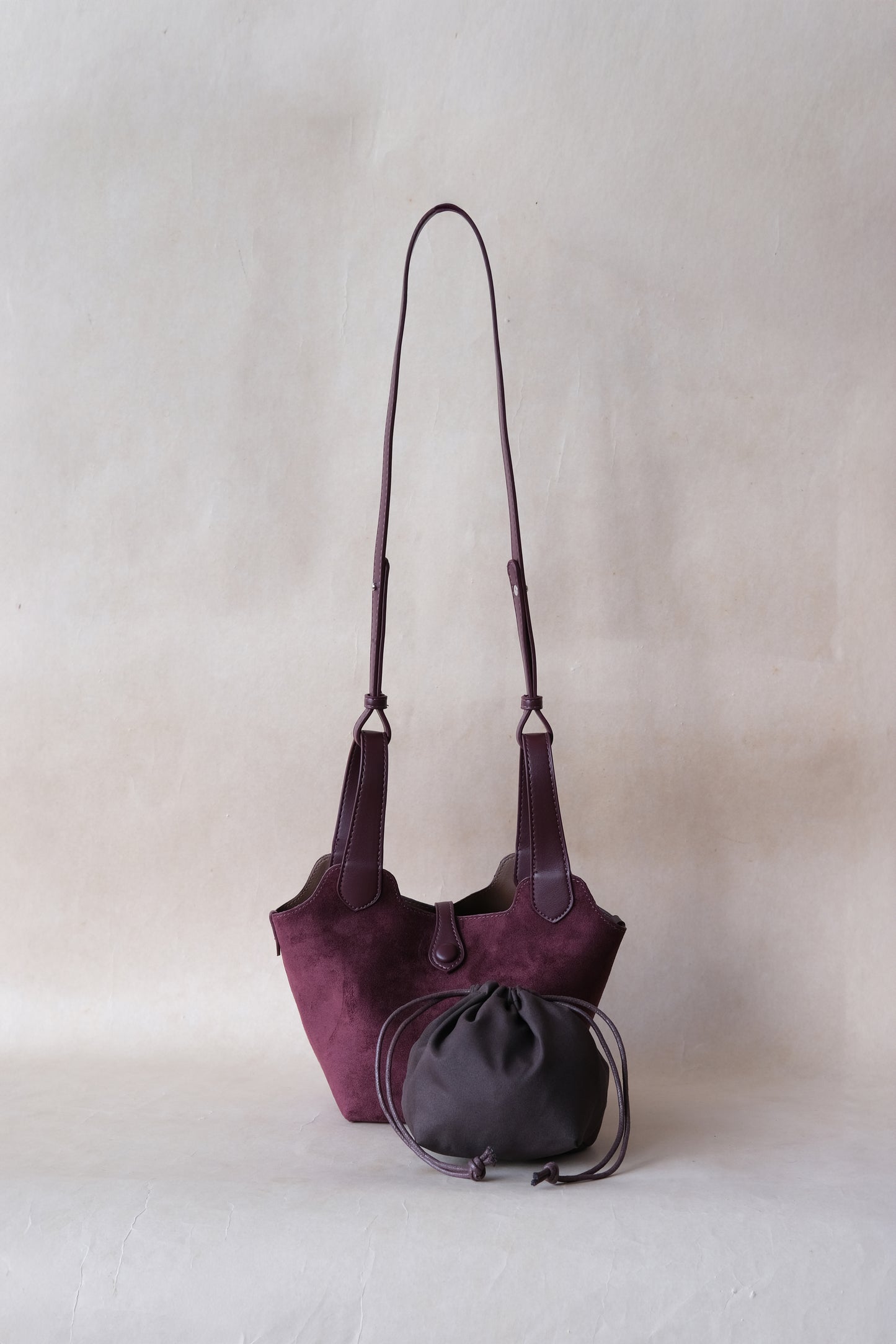Époque Bucket Bag - Reddish Purple