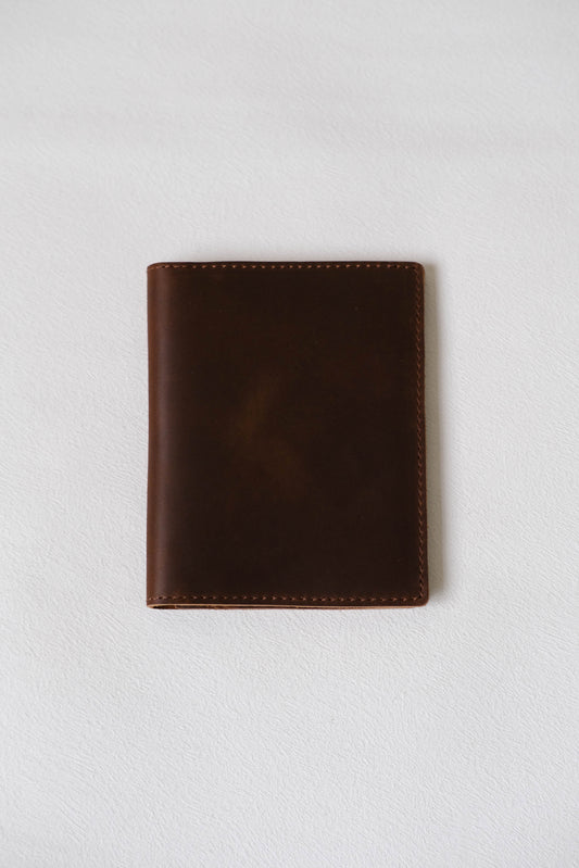 Voyage Luxe Genuine Leather Passport Sleeve In Coffee