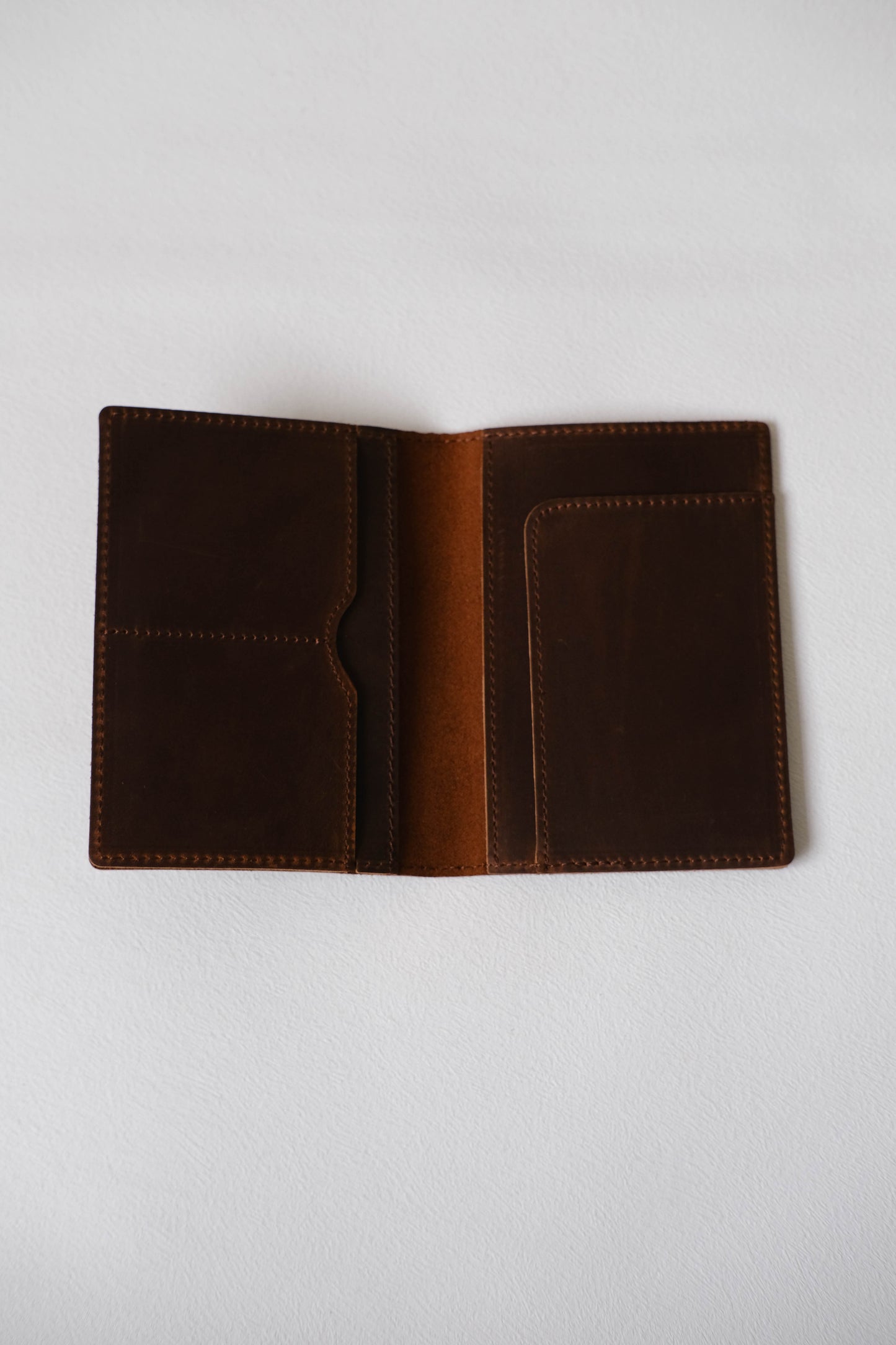 Voyage Luxe Genuine Leather Passport Sleeve In Coffee