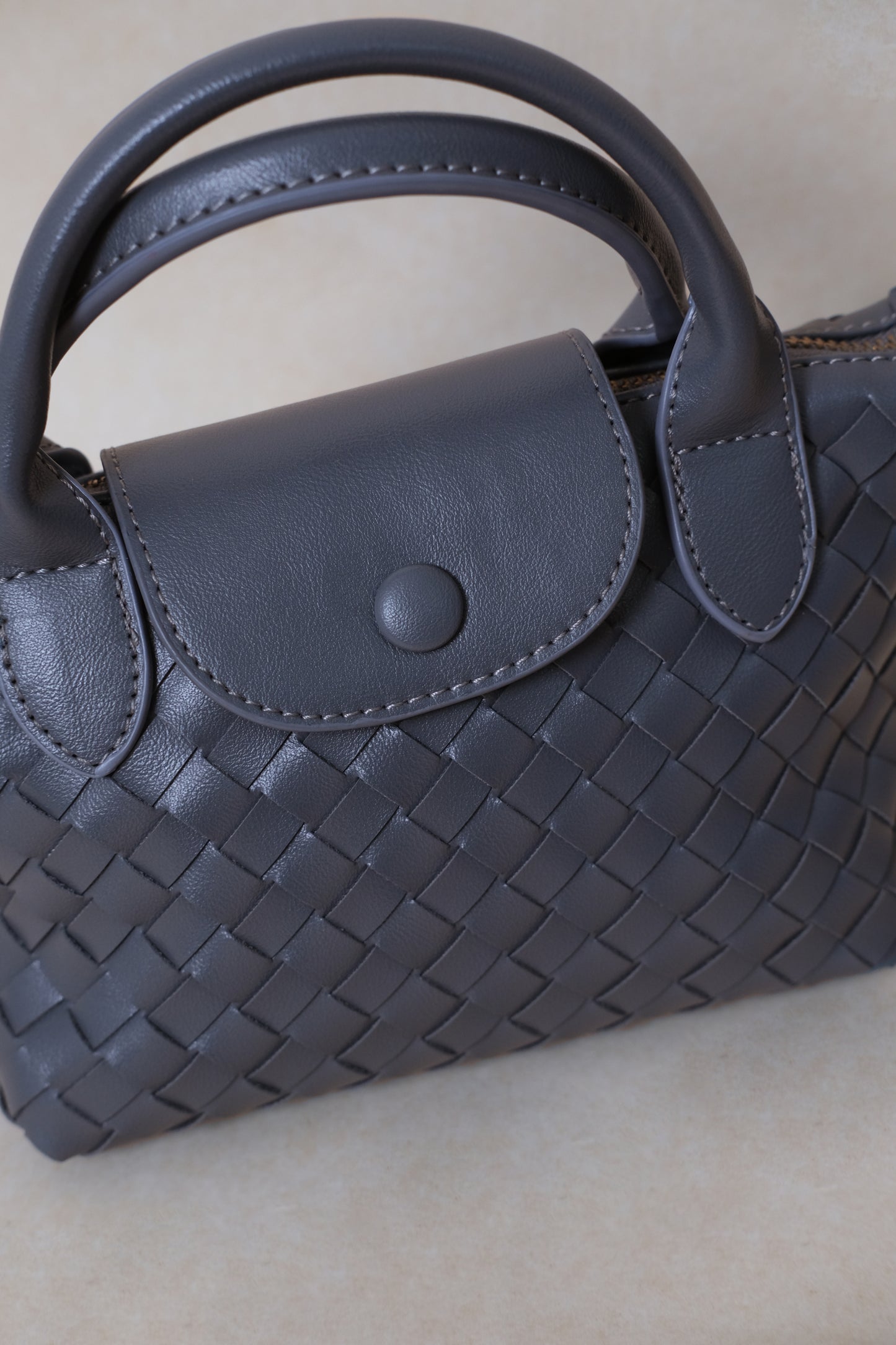 Artisan Véra Mini Carry Bag - Dark Grey