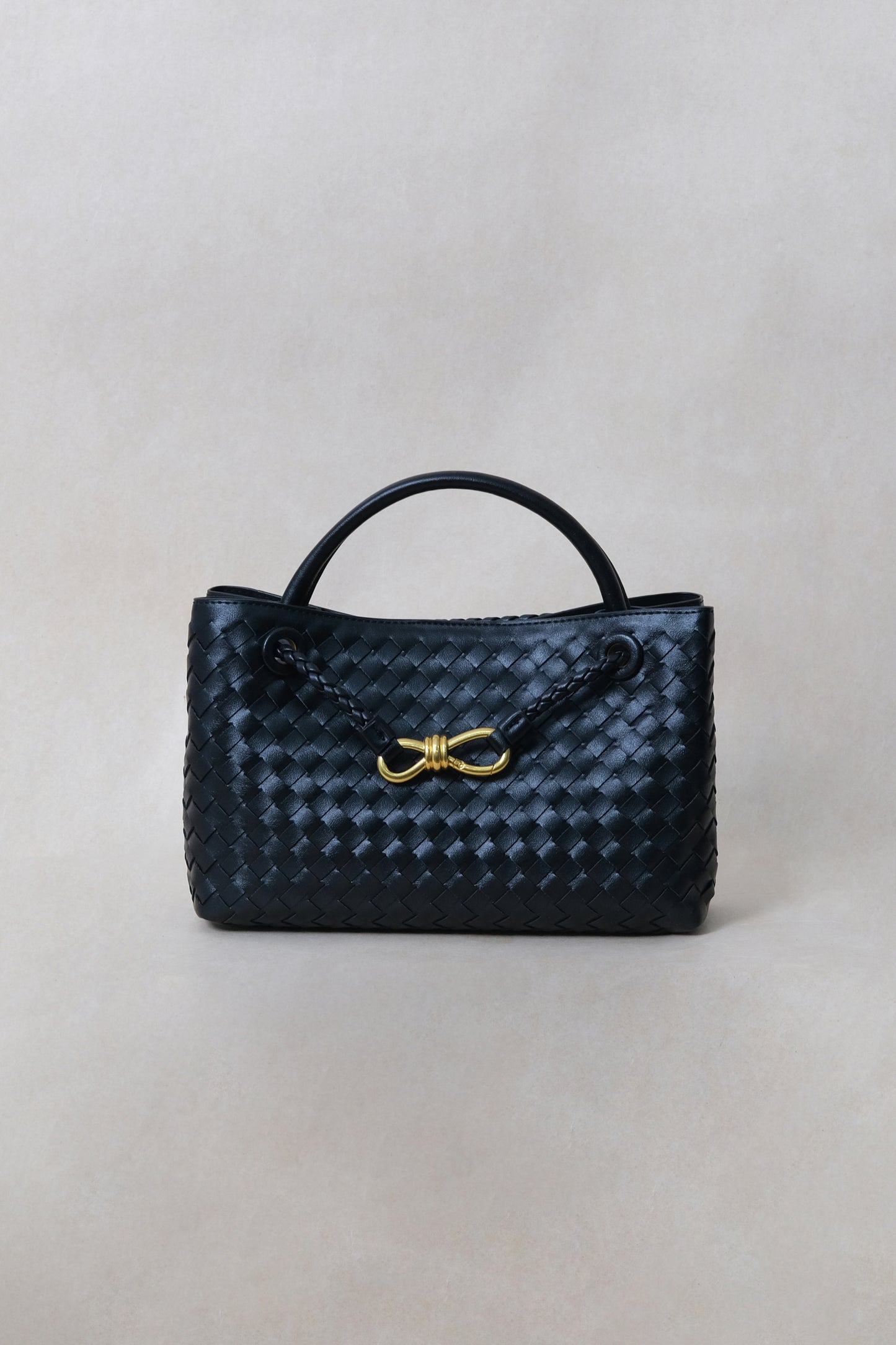 Artisan Grace Tote - Shinny Black
