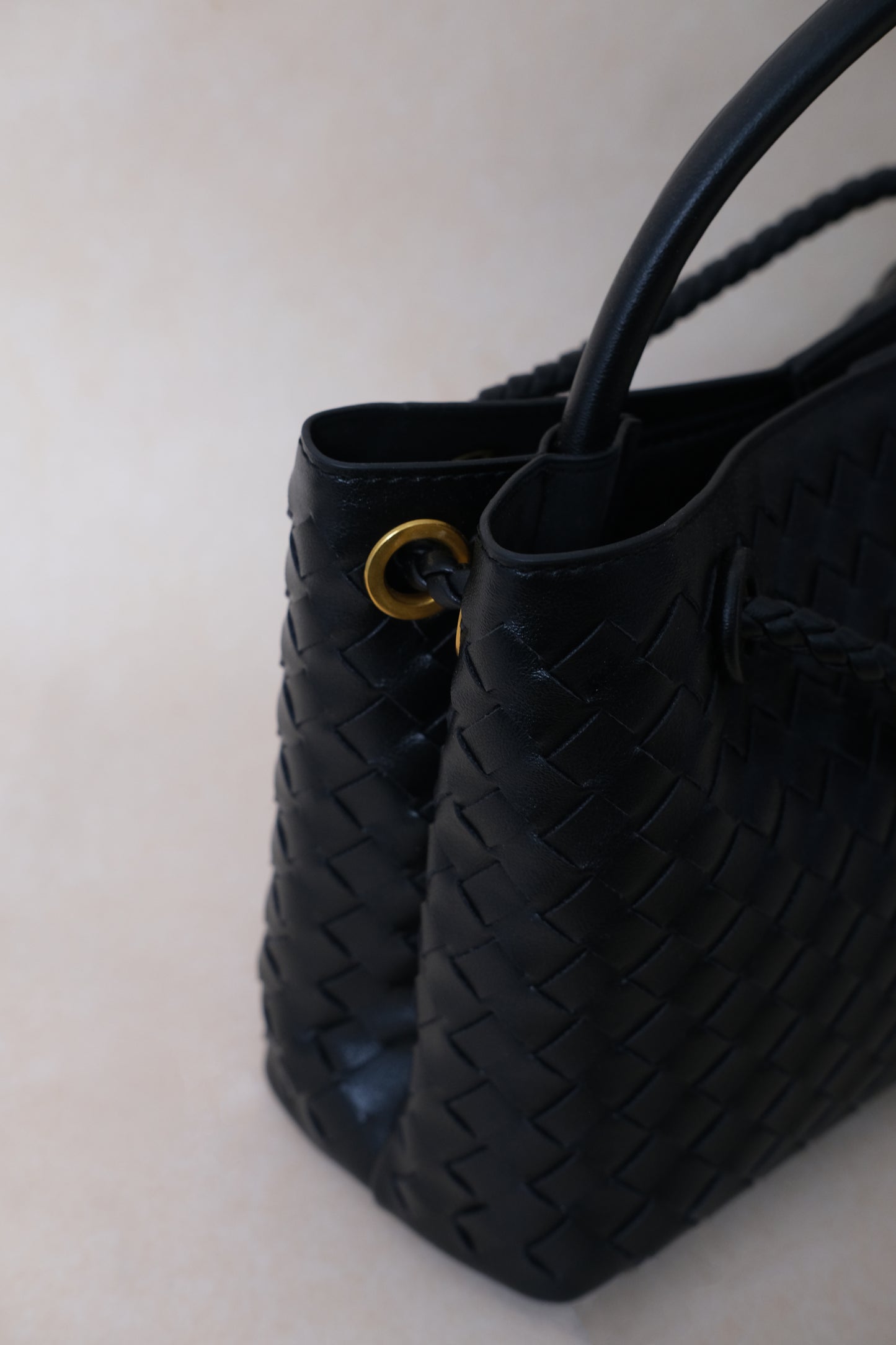 Artisan Grace Tote - Shinny Black