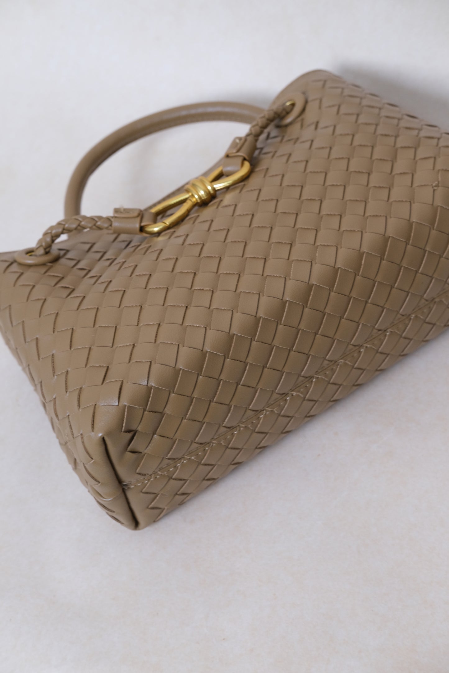 Artisan Grace Tote - Shinny Khaki