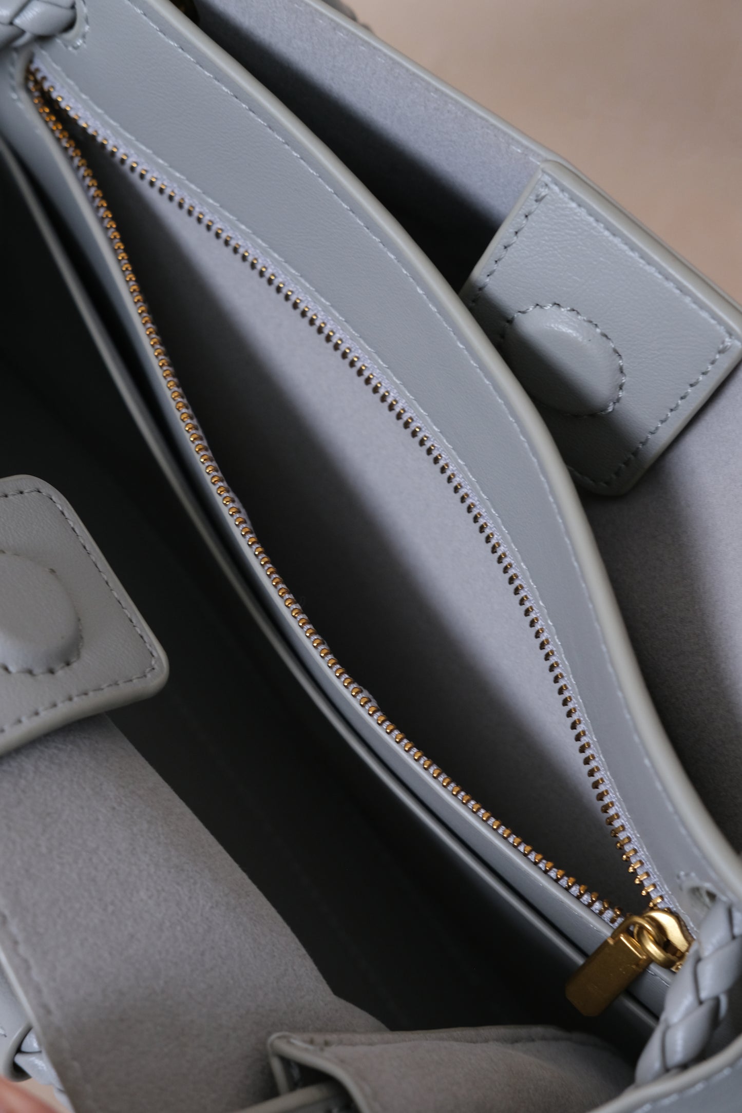 Artisan Grace Tote - Agate Grey